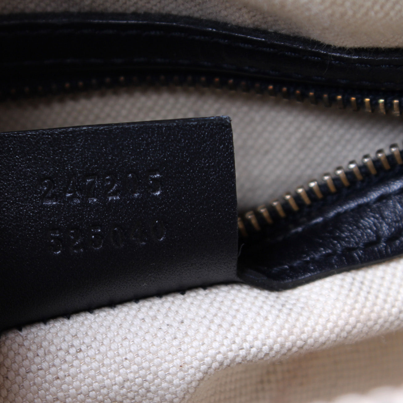 247205 Boston Bag GG Canvas