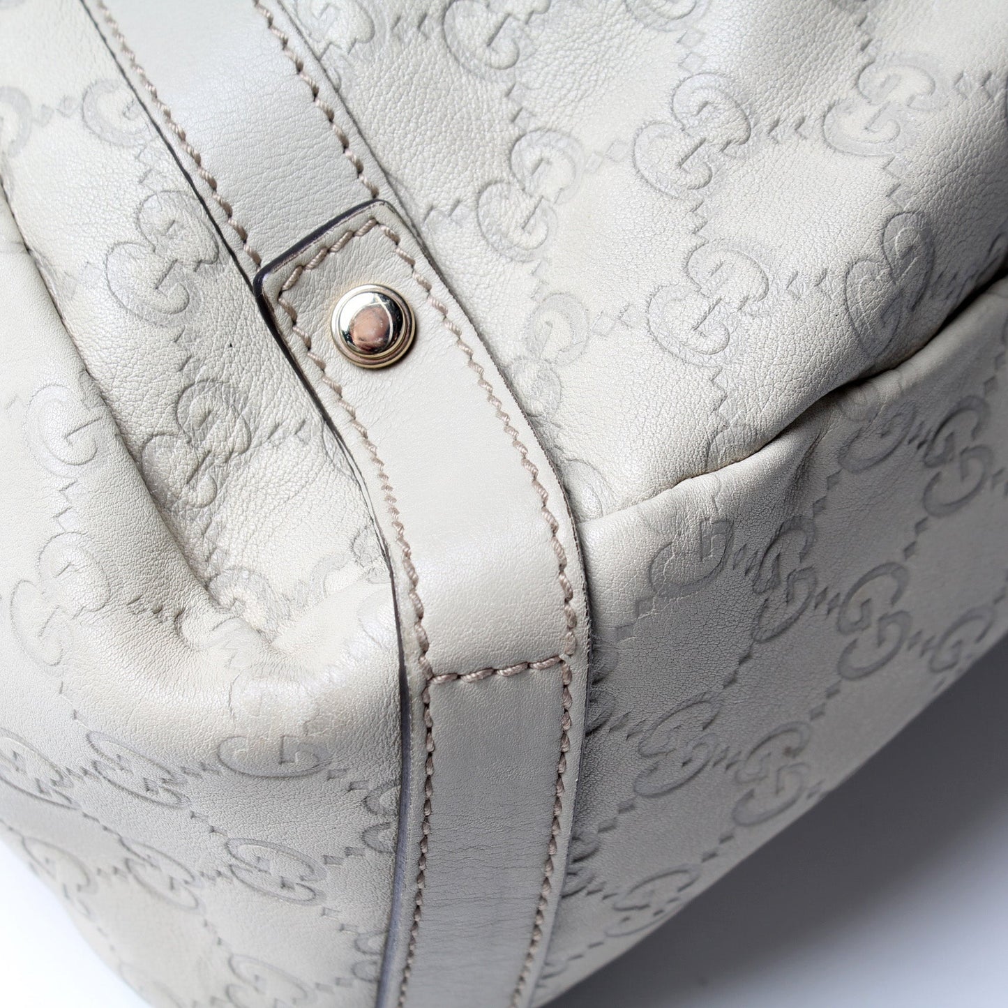 130736 Abbey Leather Tote Medium