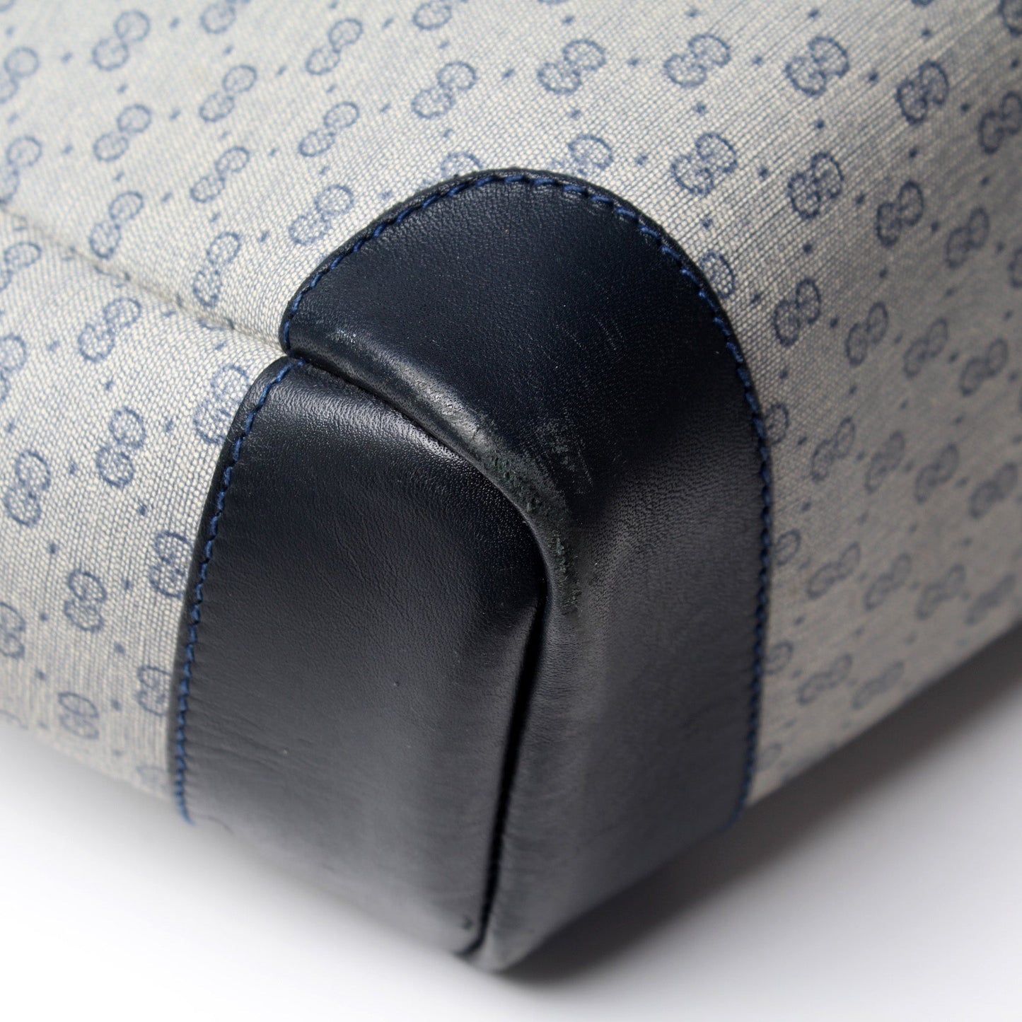 002-115-0135 Vintage N/S Tote