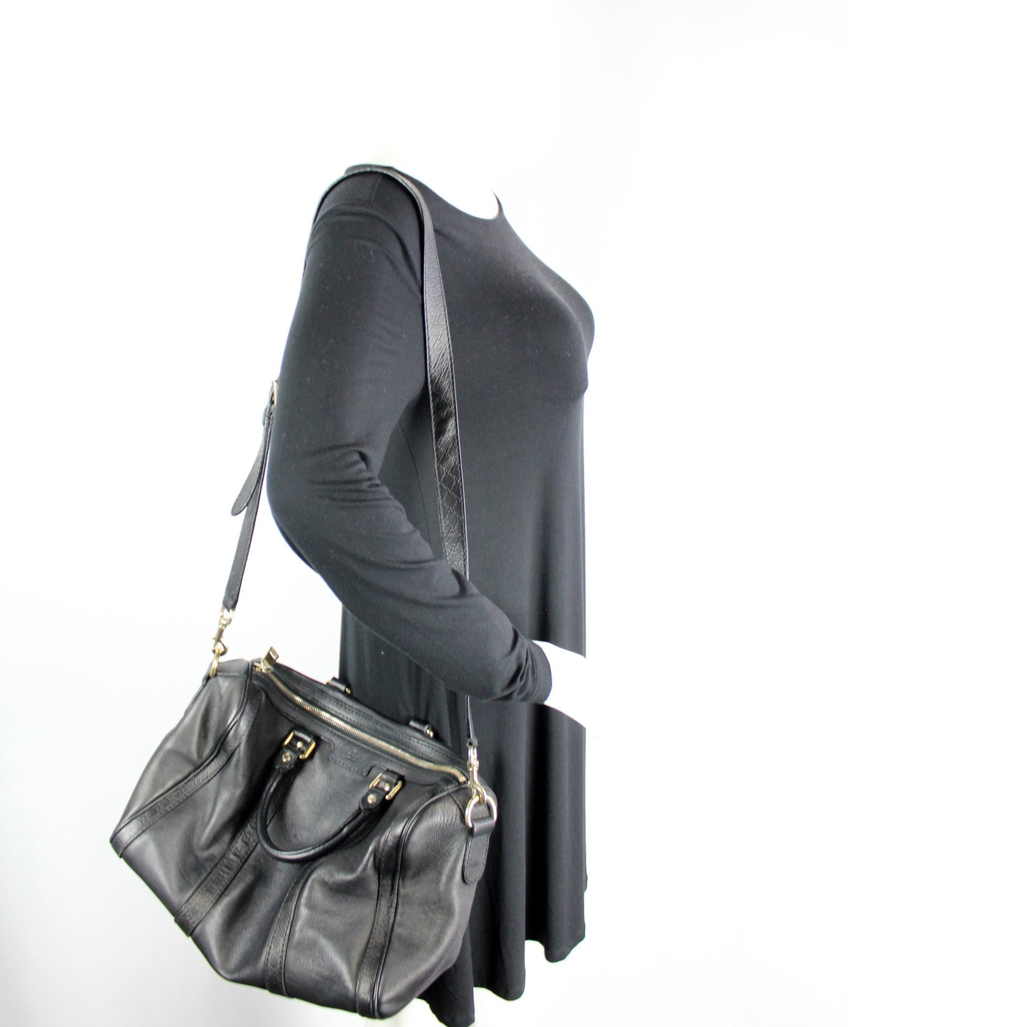 247205 Boston Bag Leather