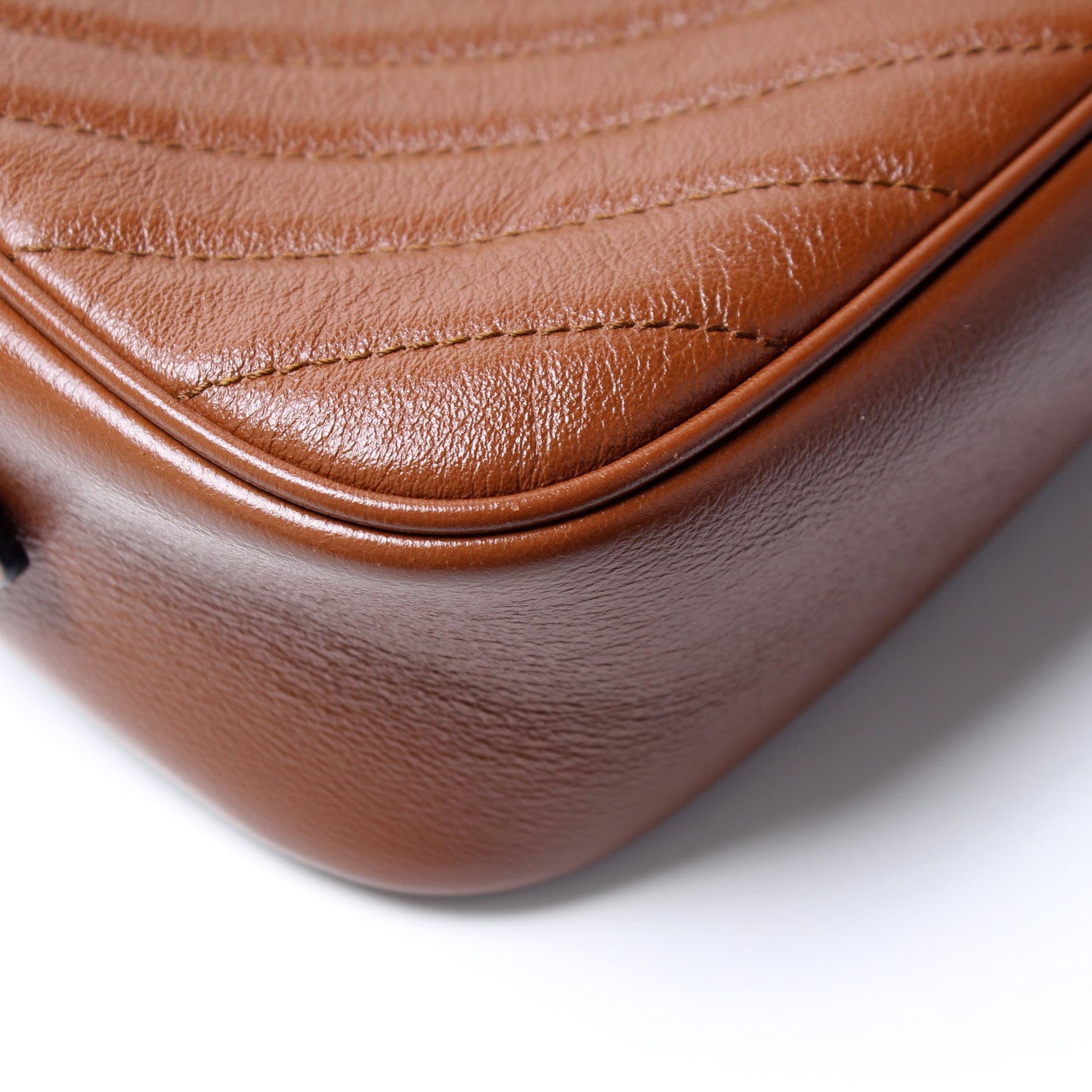 447632 Marmont Small Leather Camera