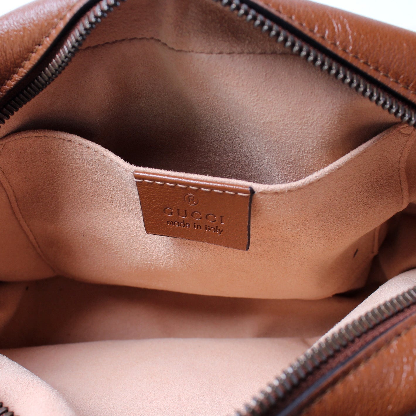 447632 Marmont Small Leather Camera