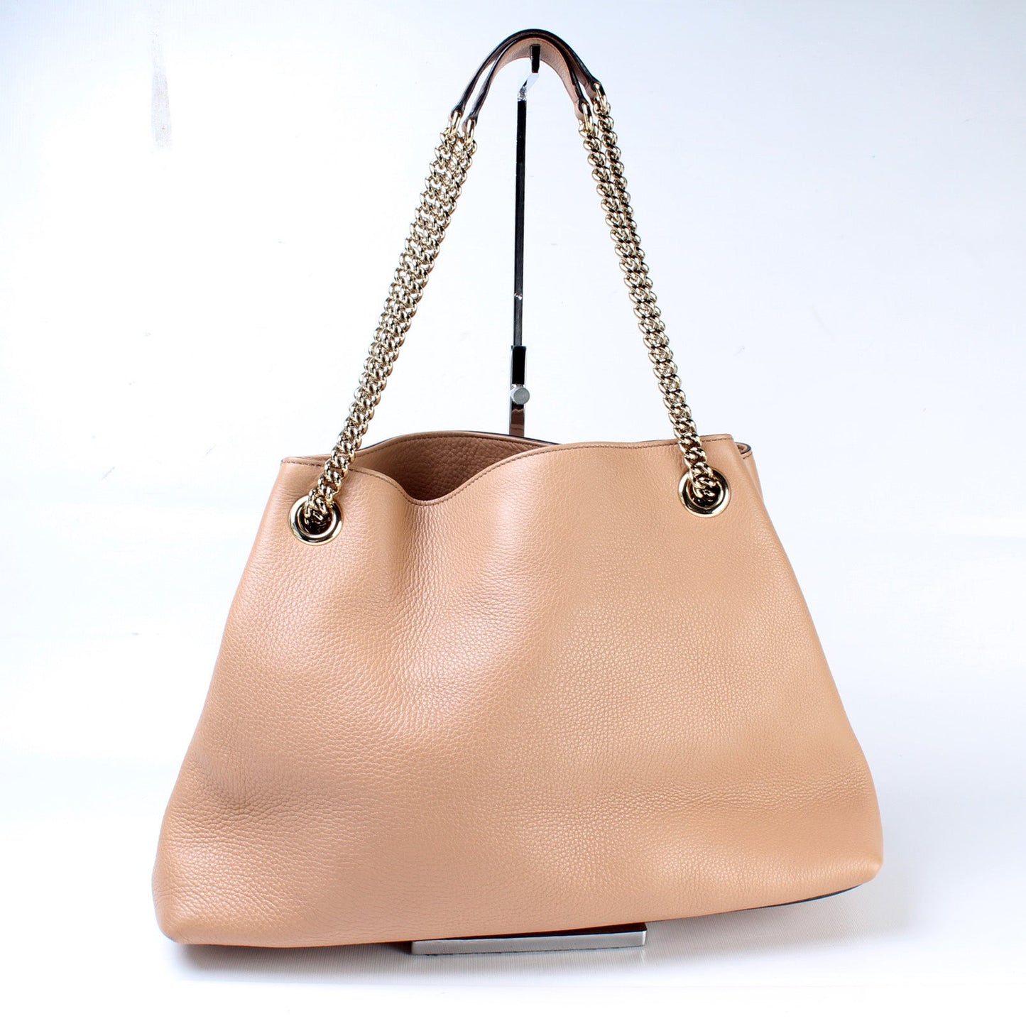 308982 Soho Leather Shoulder Medium