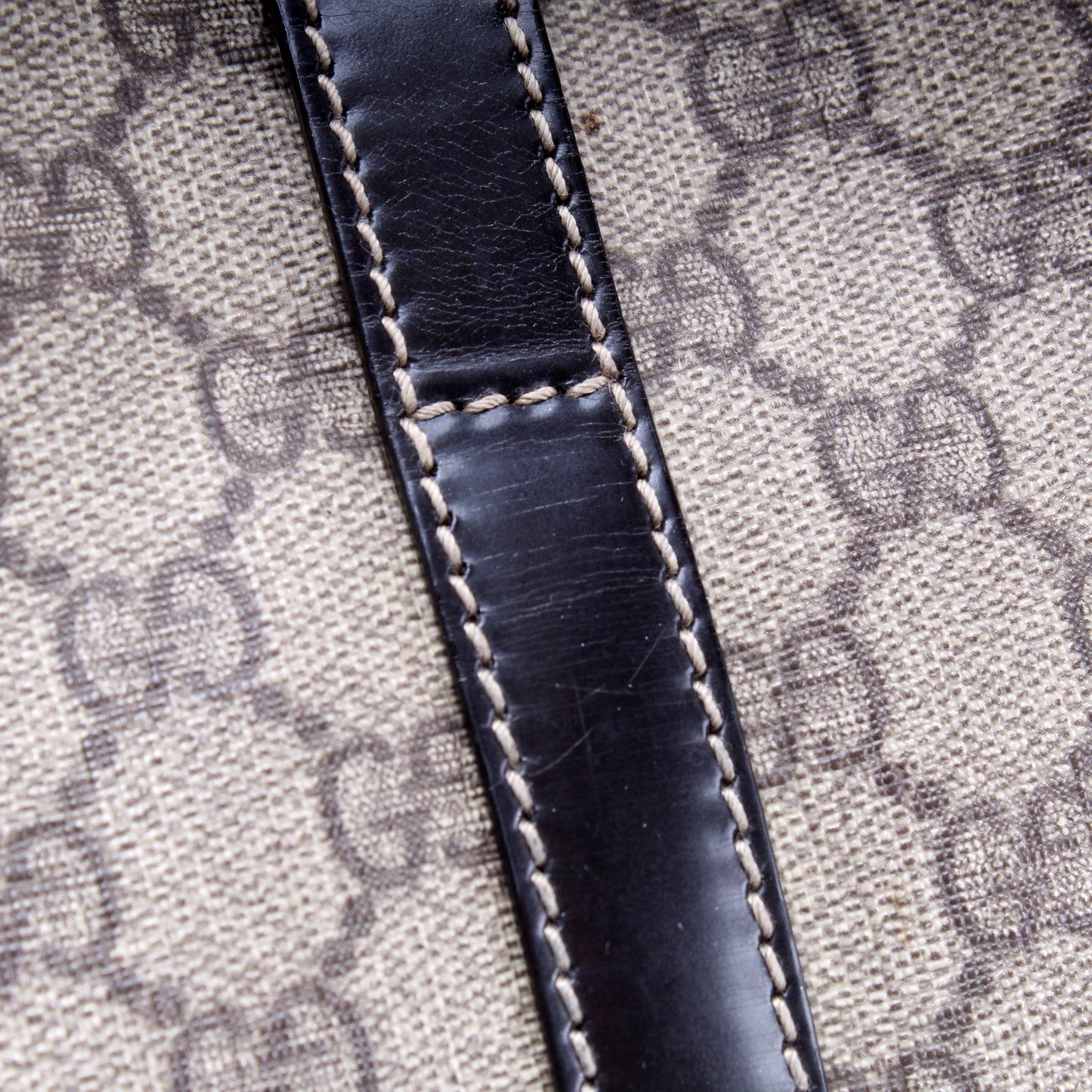 203495 Joy Shoulder Bag Small
