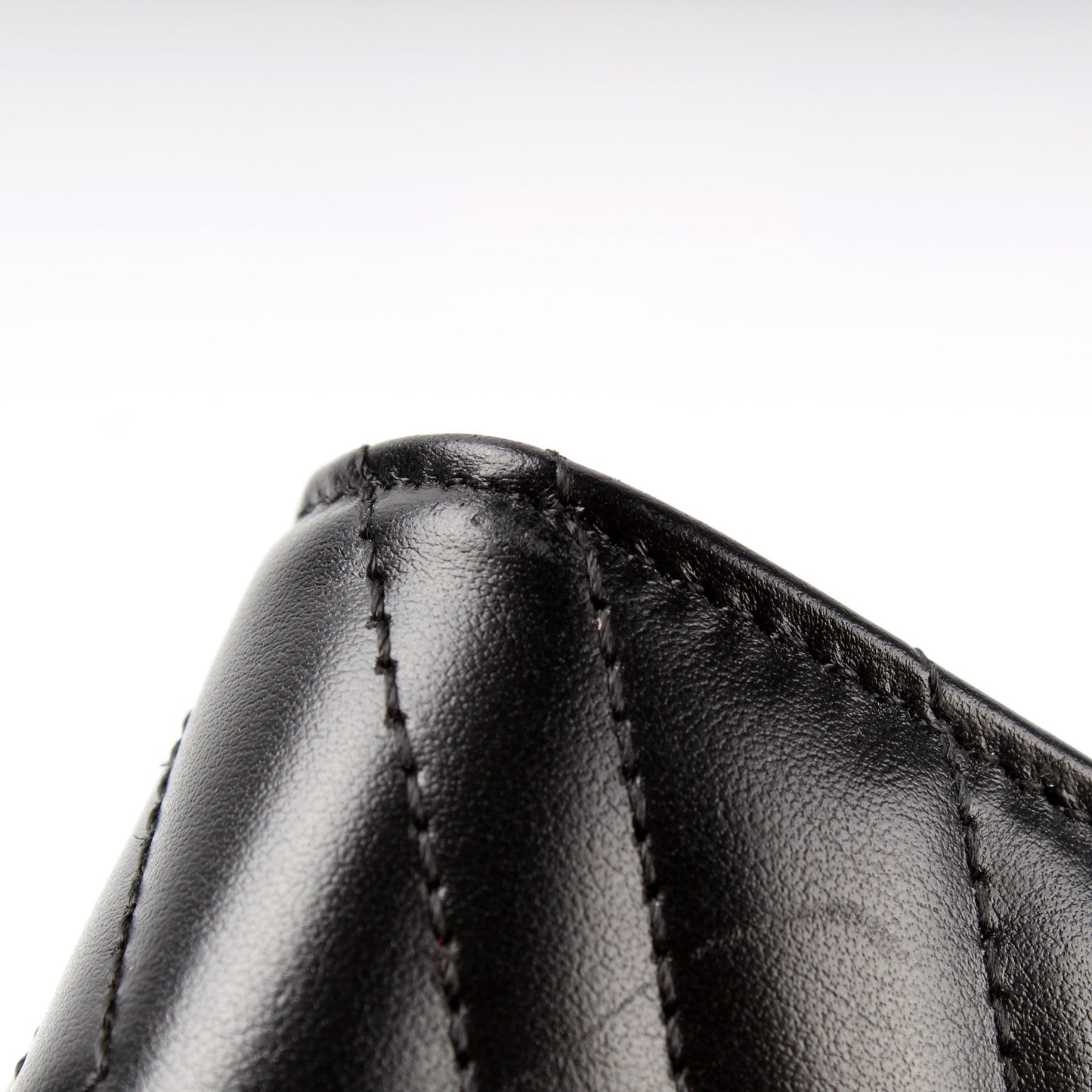 474575 Marmont Chain Wallet