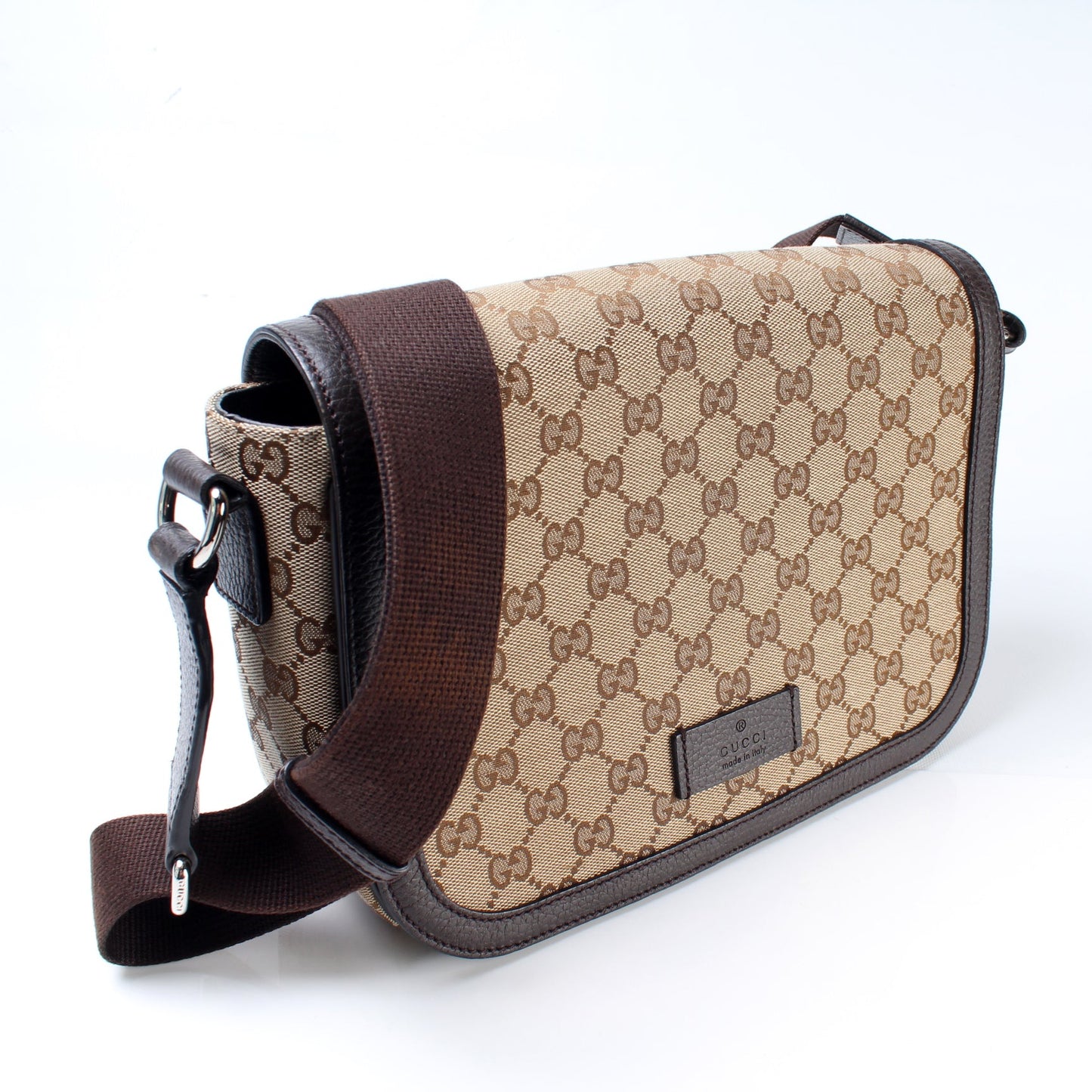 449172 GG Canvas Messenger