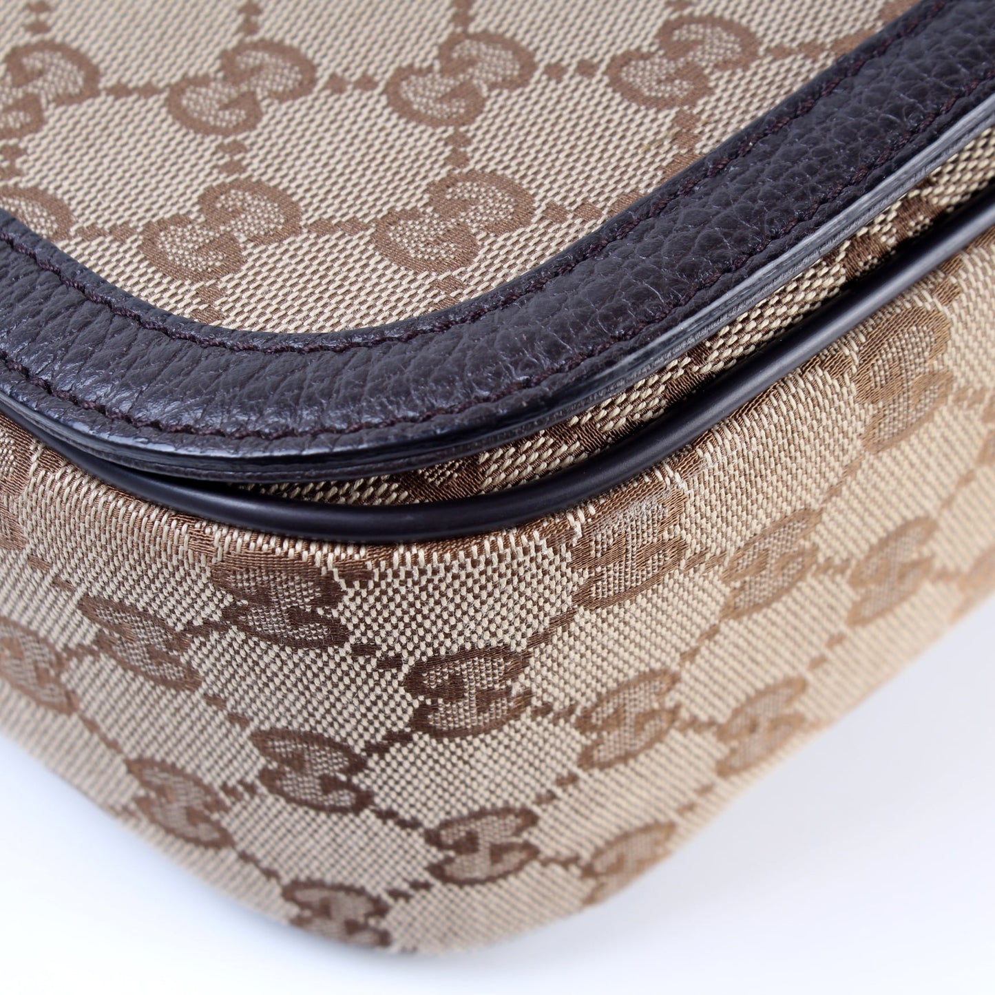 449172 GG Canvas Messenger
