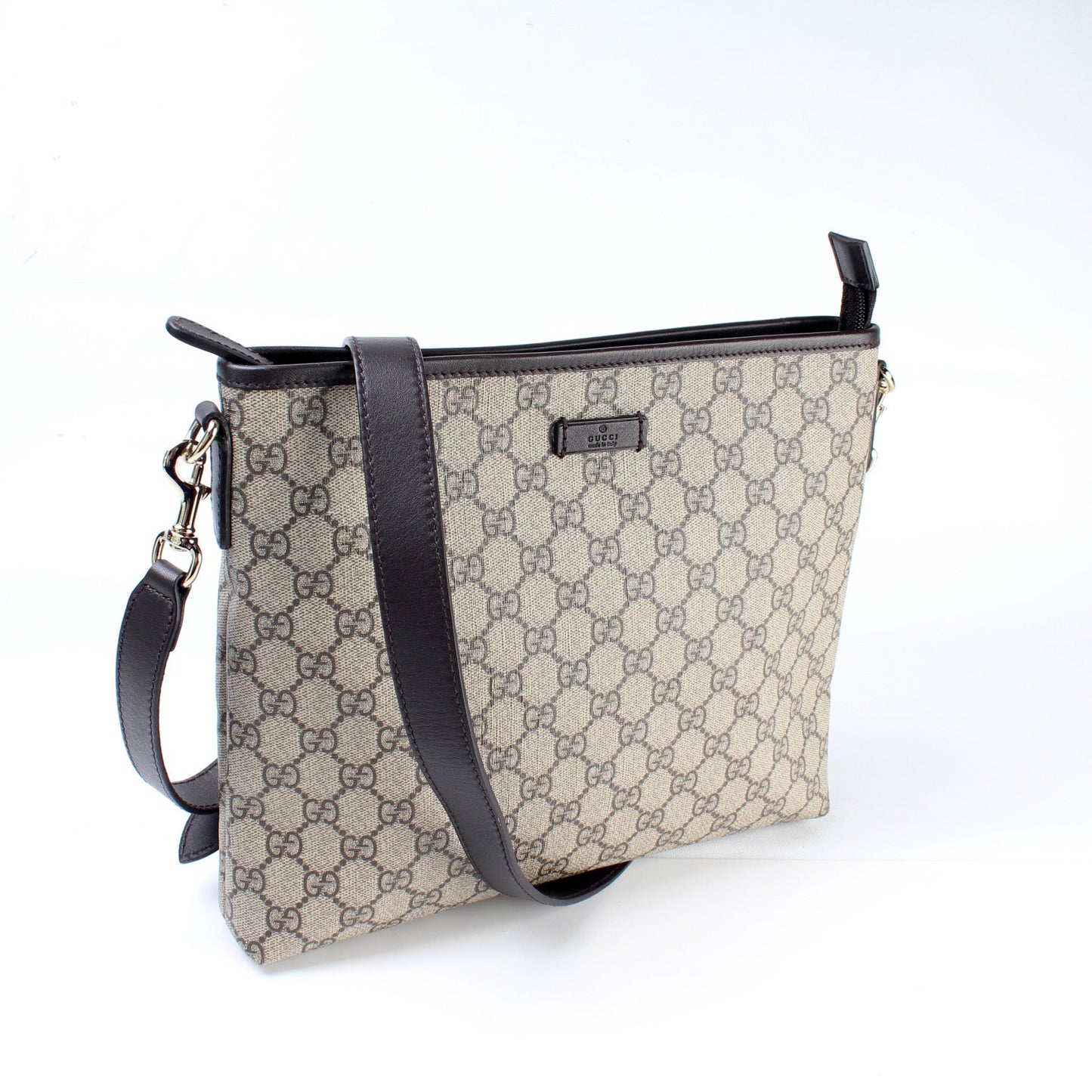 388924 GG Supreme Crossbody