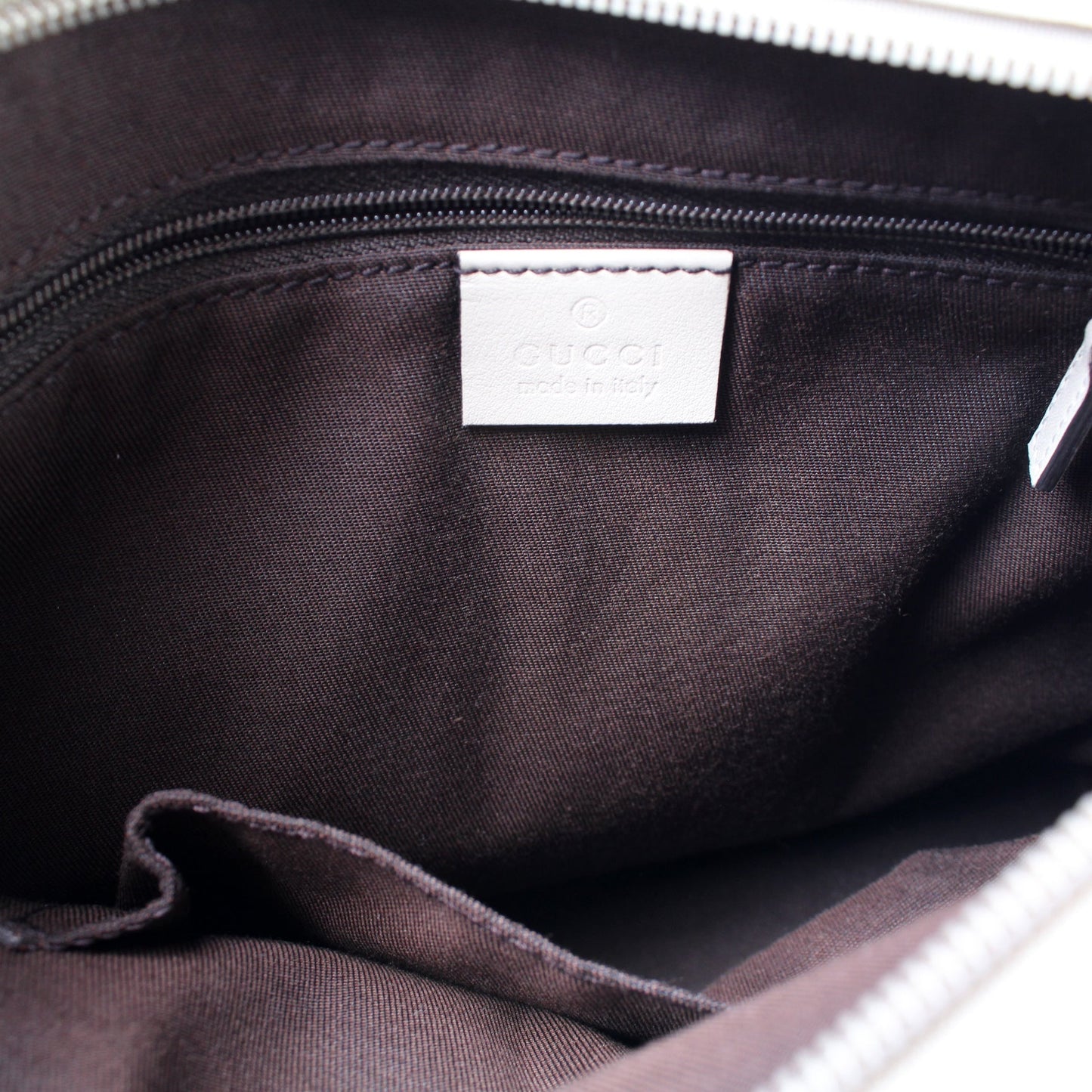 388924 GG Canvas Crossbody