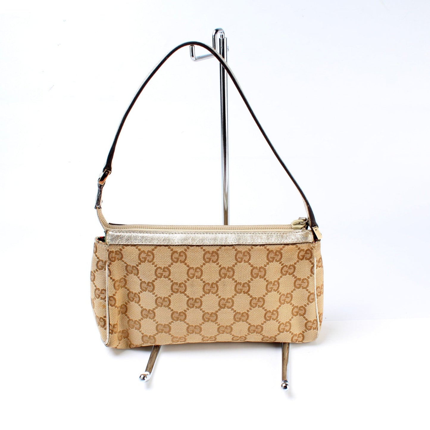 145750 GG Canvas D Ring Cosmetic Case