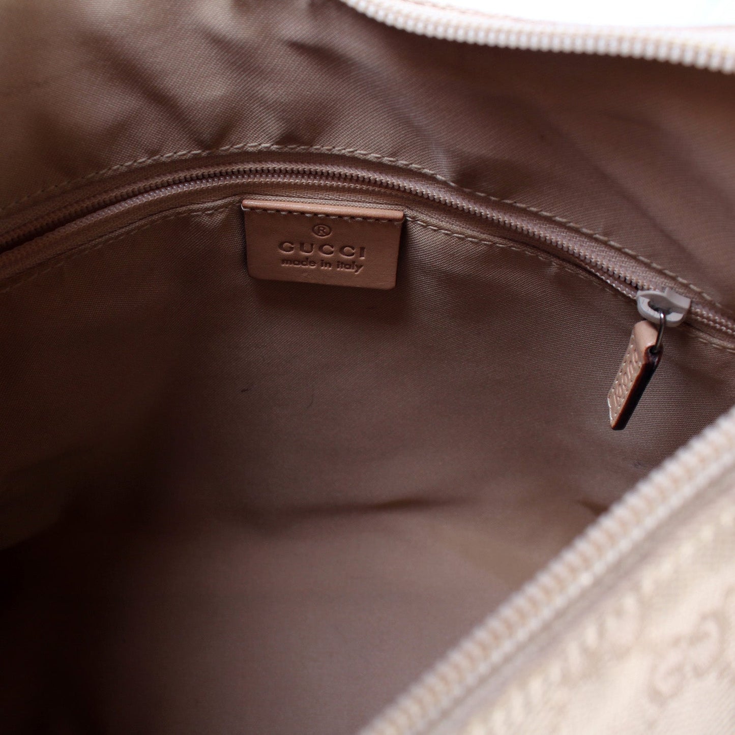 001.3386 GG Canvas Shoulder Bag