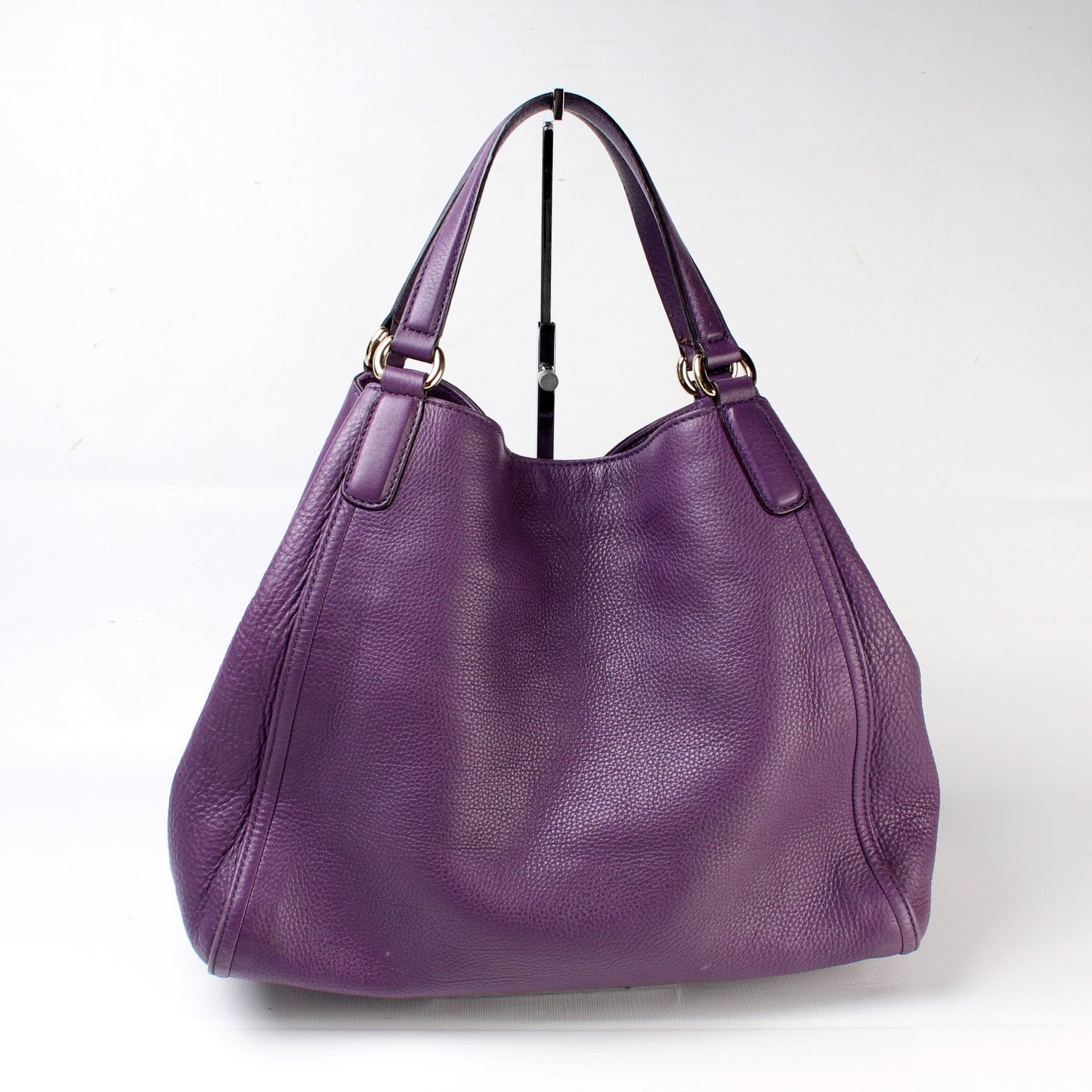 282309 Soho Leather Hobo Medium