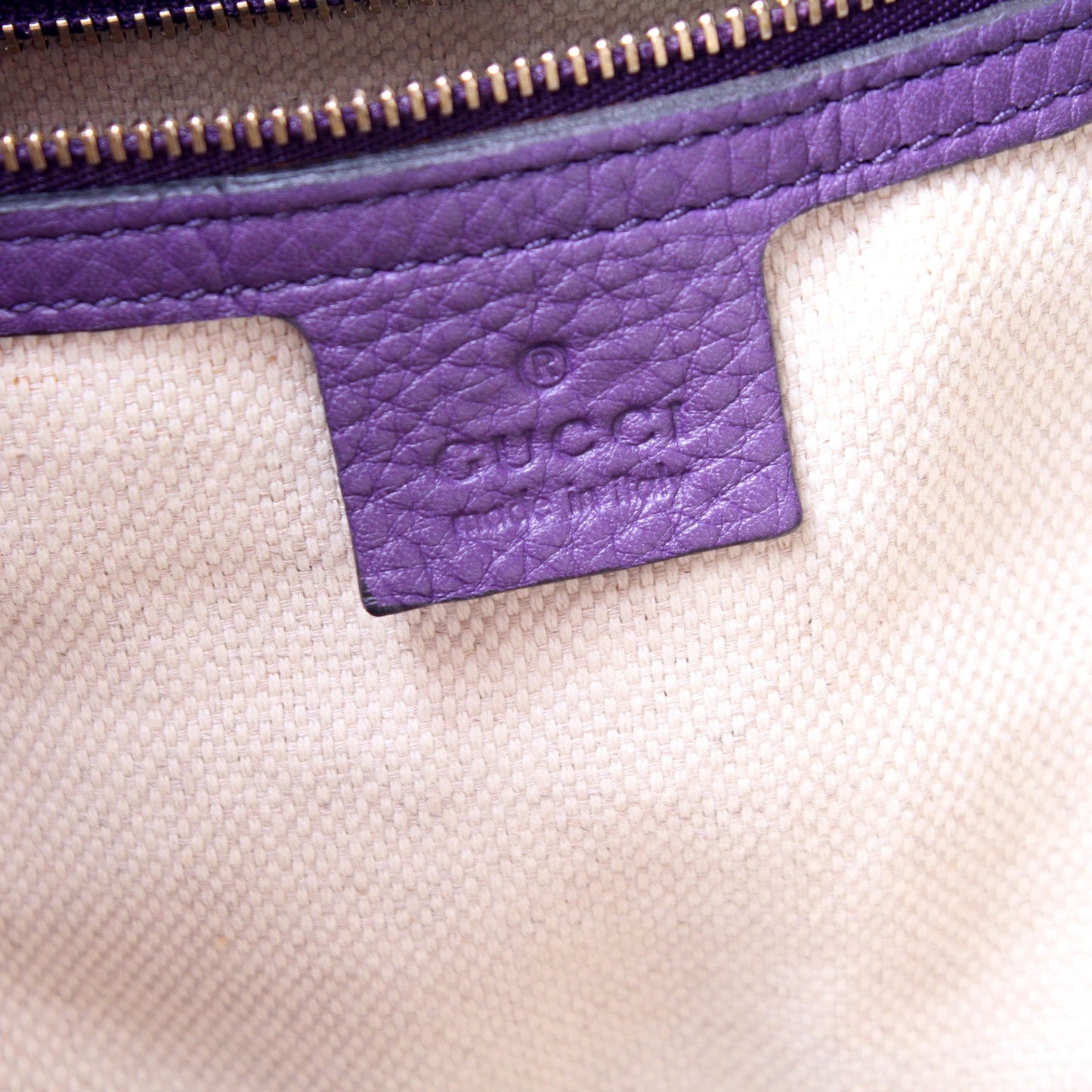 282309 Soho Leather Hobo Medium