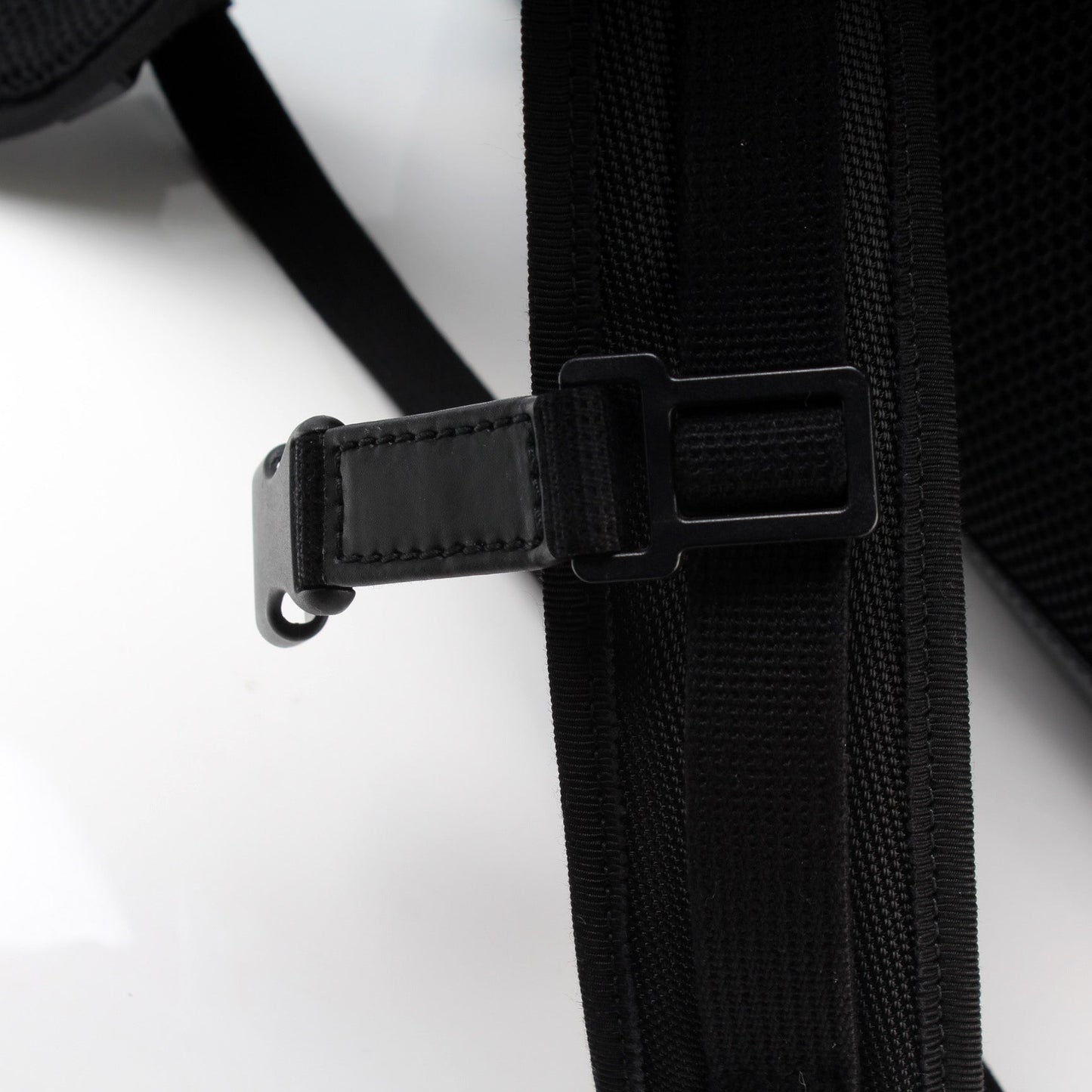 495563 GG Supreme Backpack