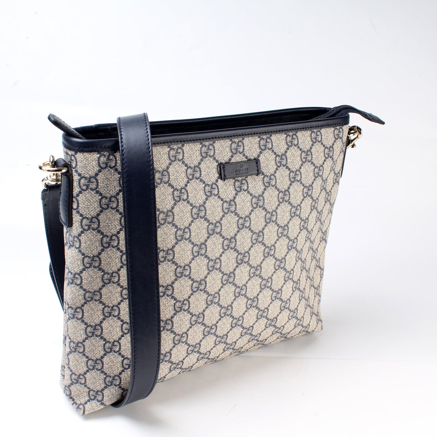 388924 GG Supreme Crossbody