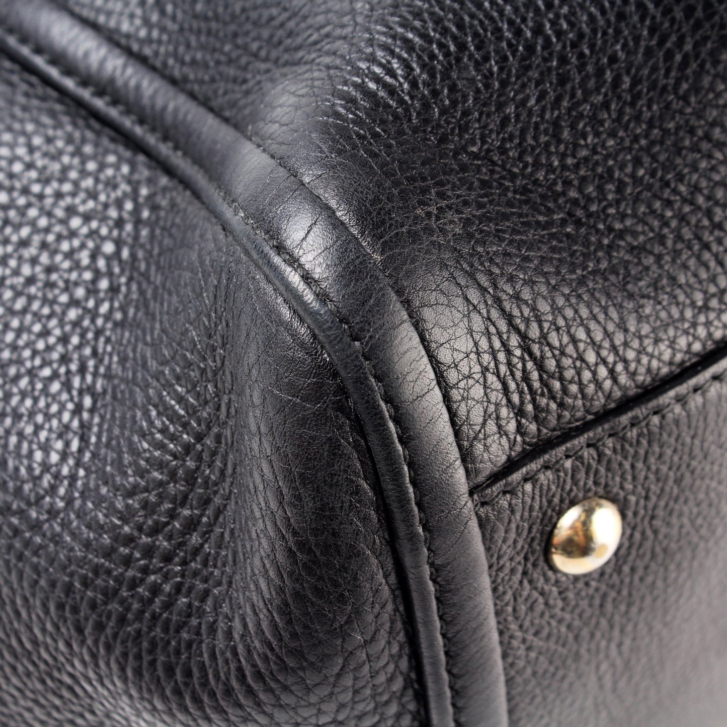282309 Soho Leather Hobo Medium