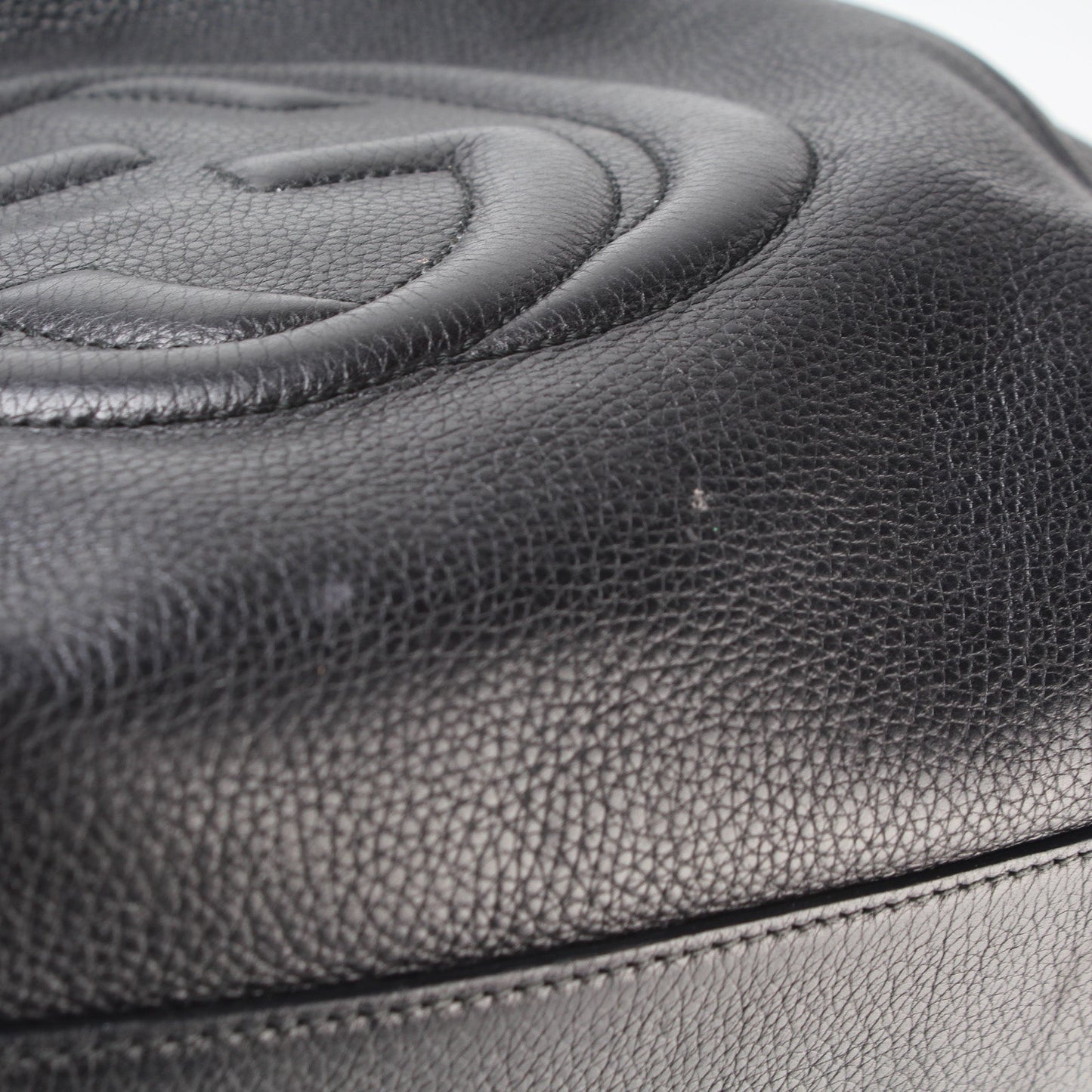 282309 Soho Leather Hobo Medium