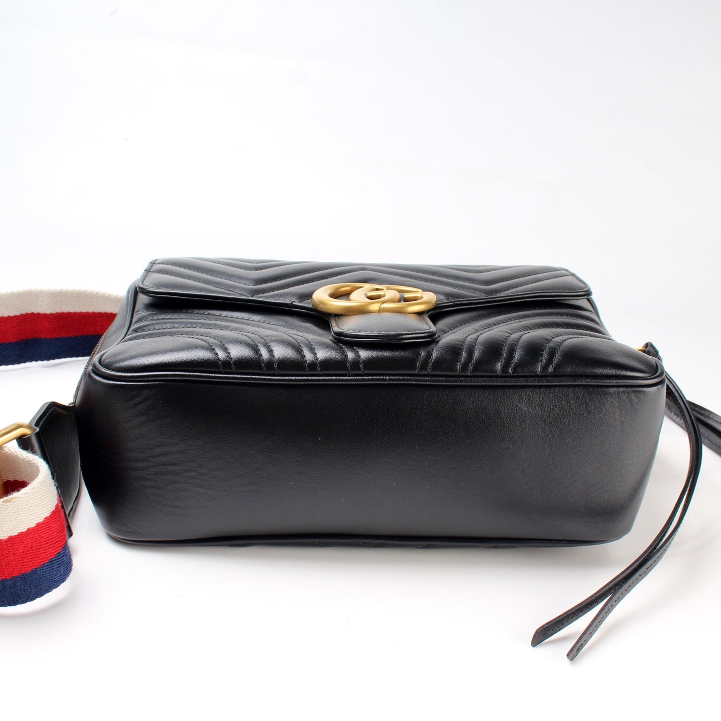 498100 GG Marmont Top Handle Bag Small
