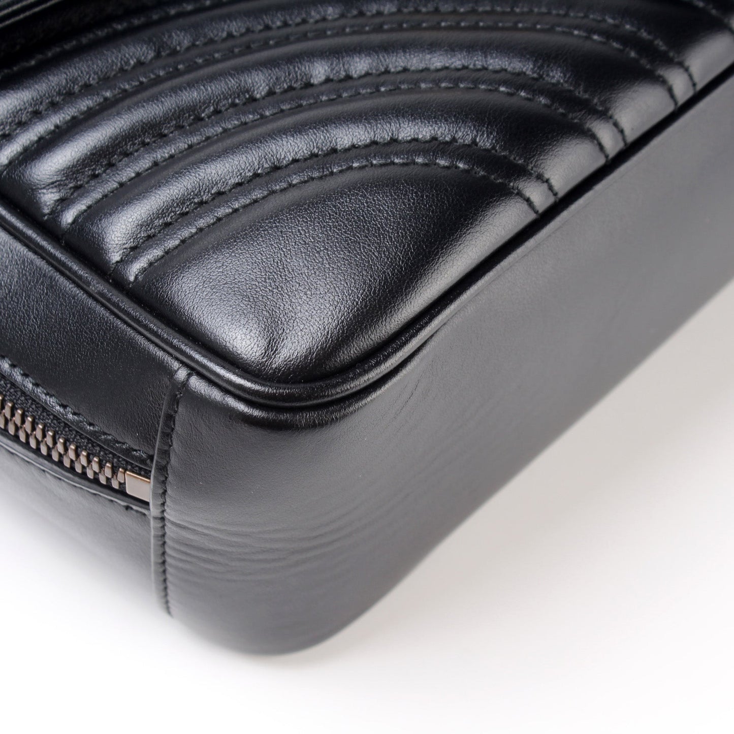 498100 GG Marmont Top Handle Bag Small