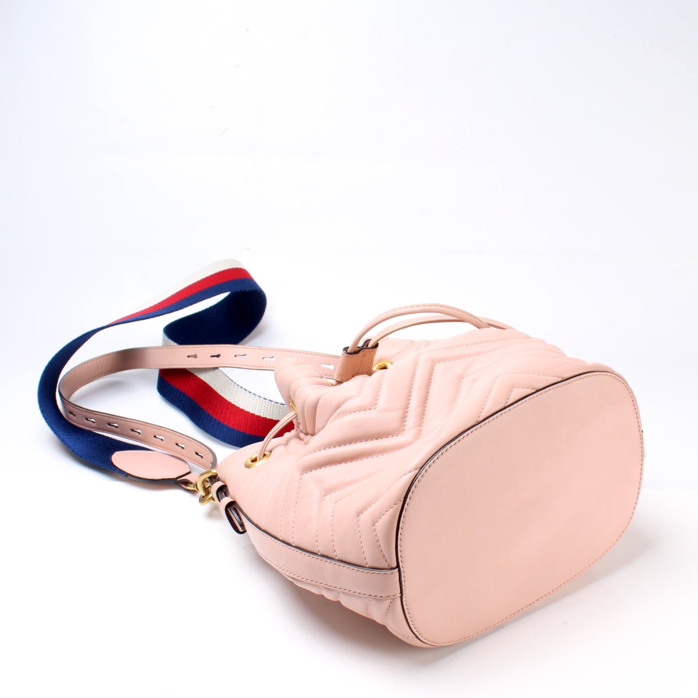476674 GG Marmont Bucket