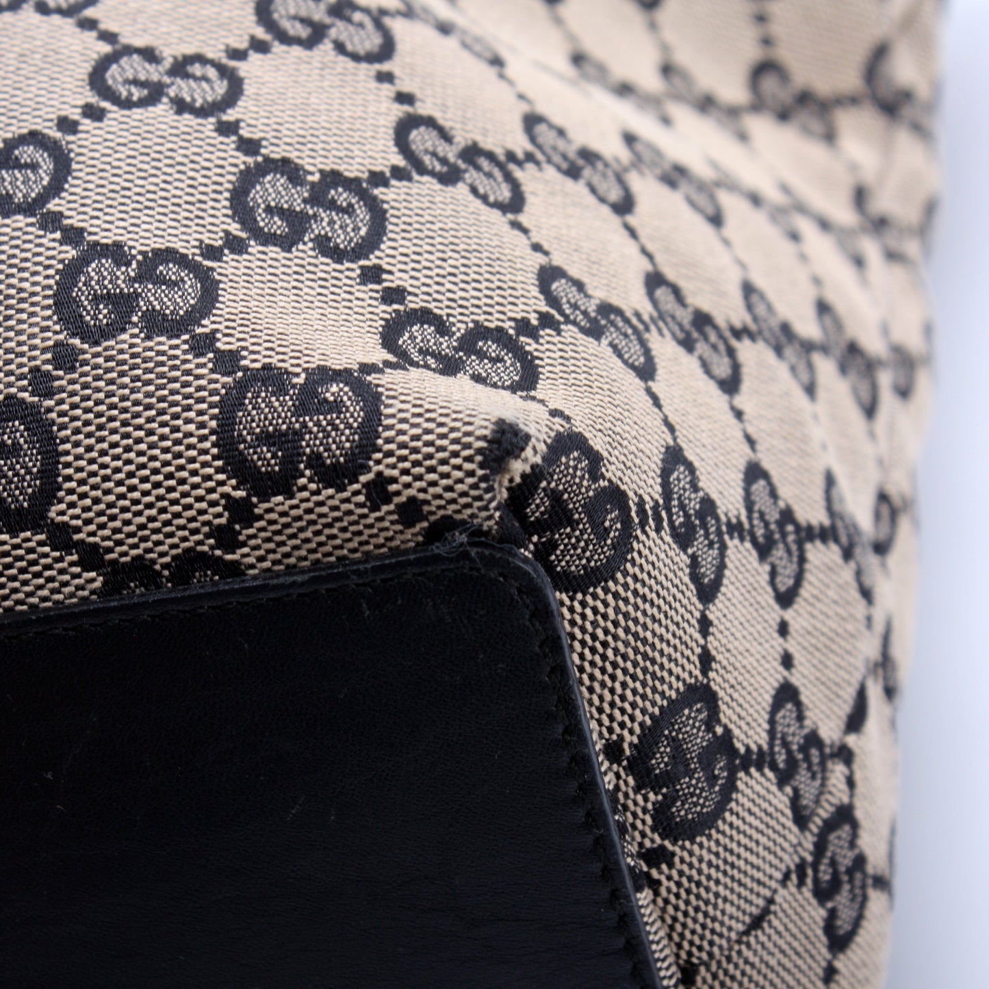 0021098 GG Canvas Tote Medium
