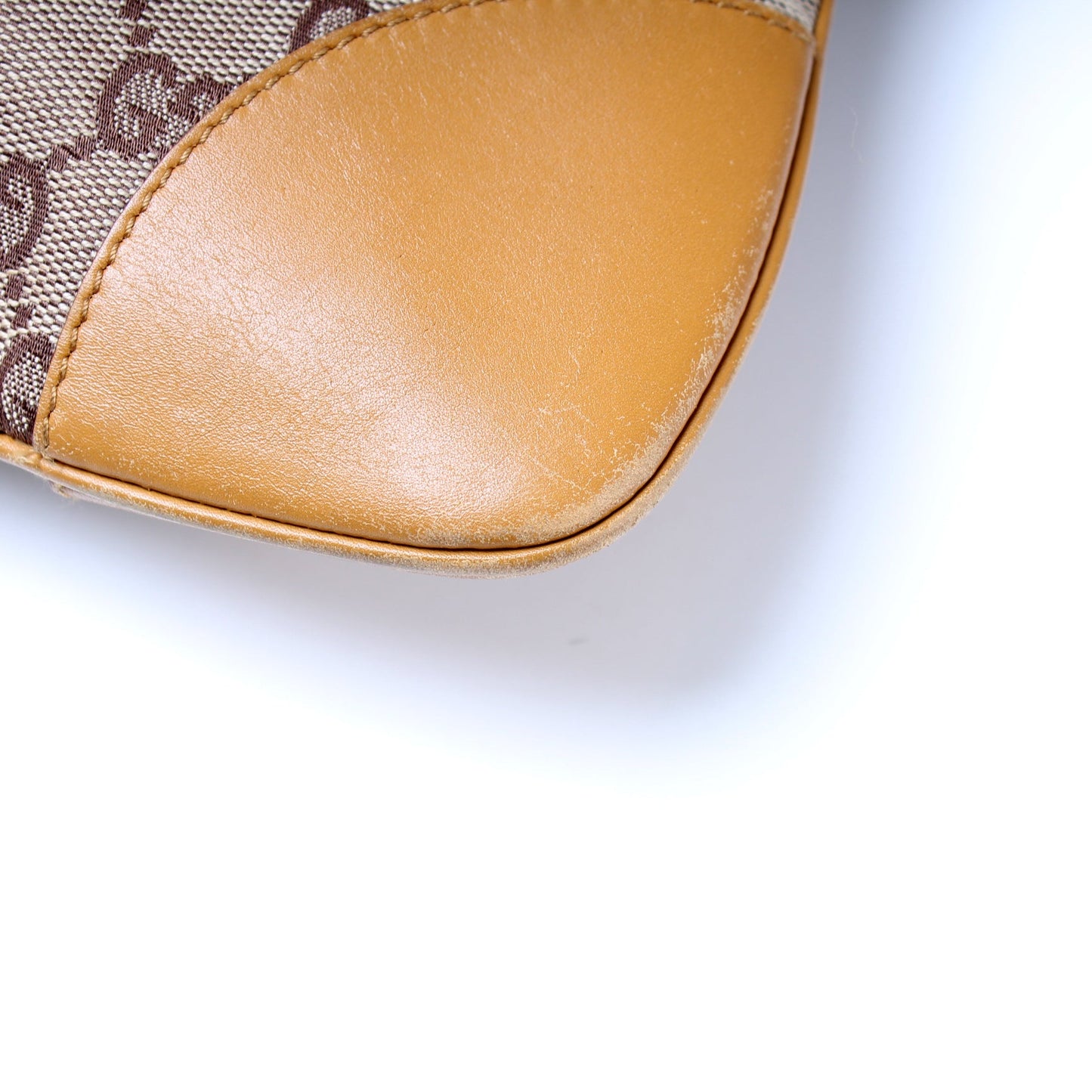 001.4057 GG Canvas Jackie Hobo