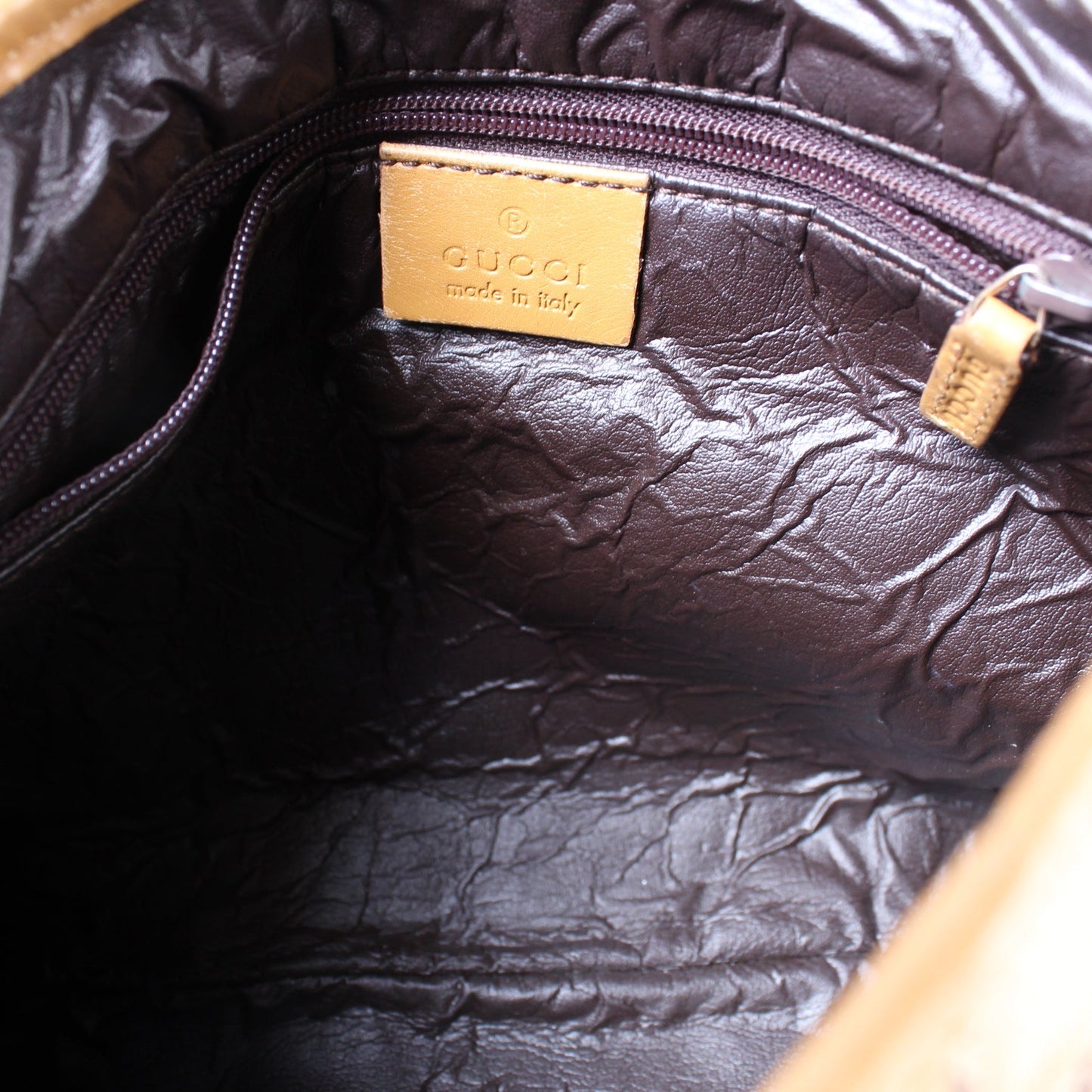 001.4057 GG Canvas Jackie Hobo