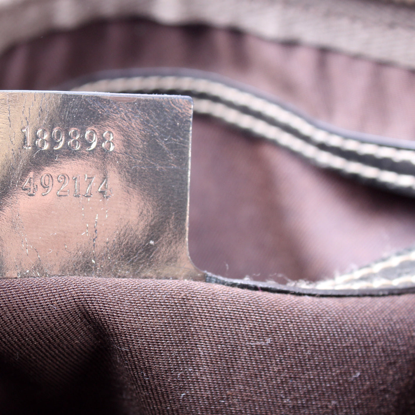 189898 GG Supreme Joy Hobo