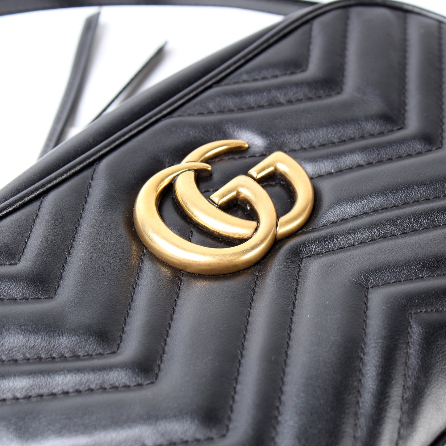 447632 Marmont Small Leather Camera Bag