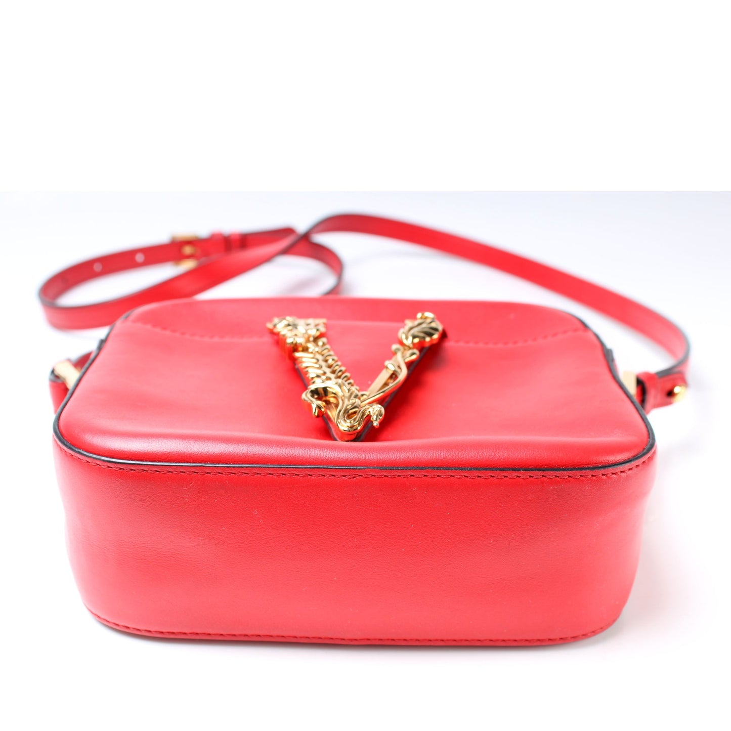 Vitrus Leather Crossbody