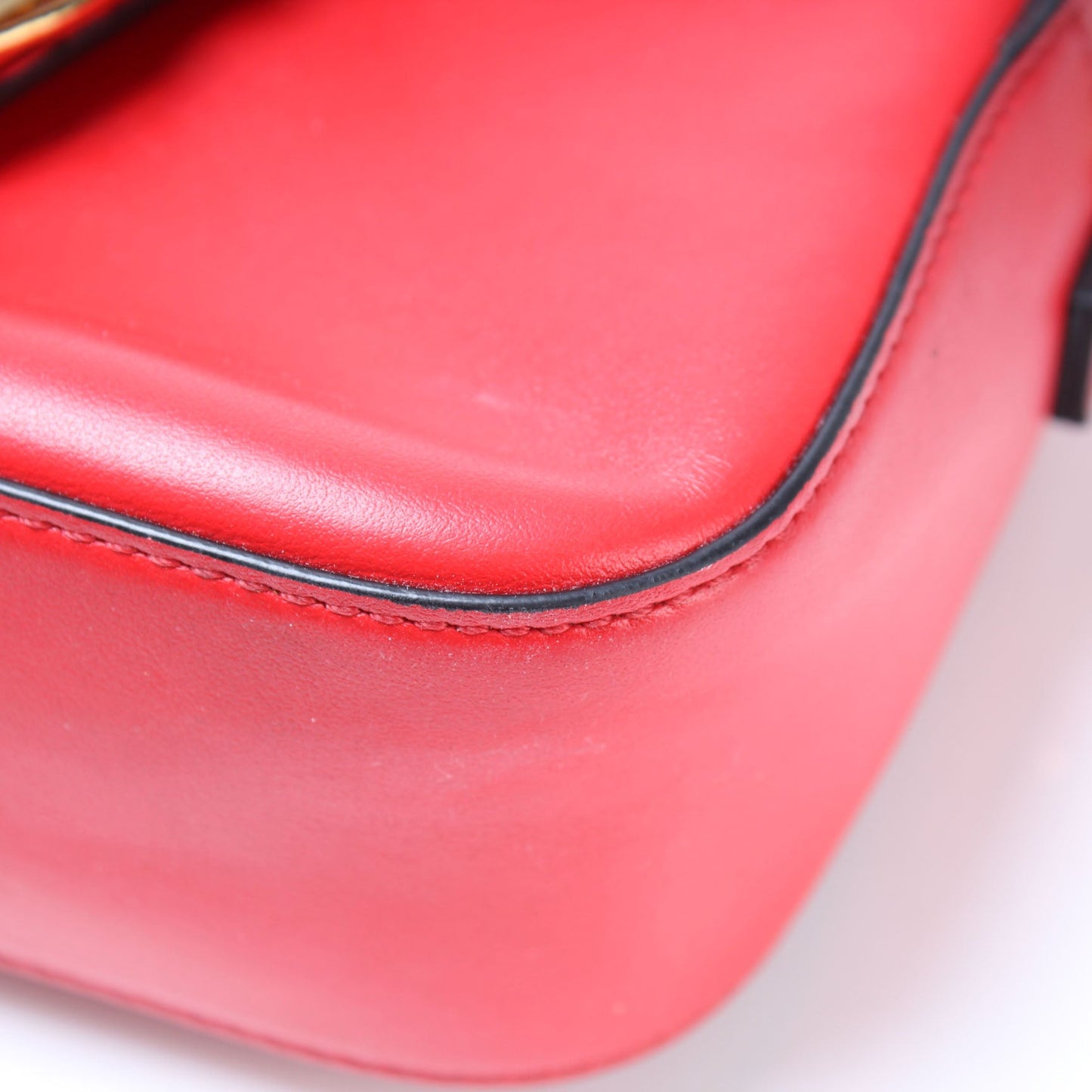Vitrus Leather Crossbody