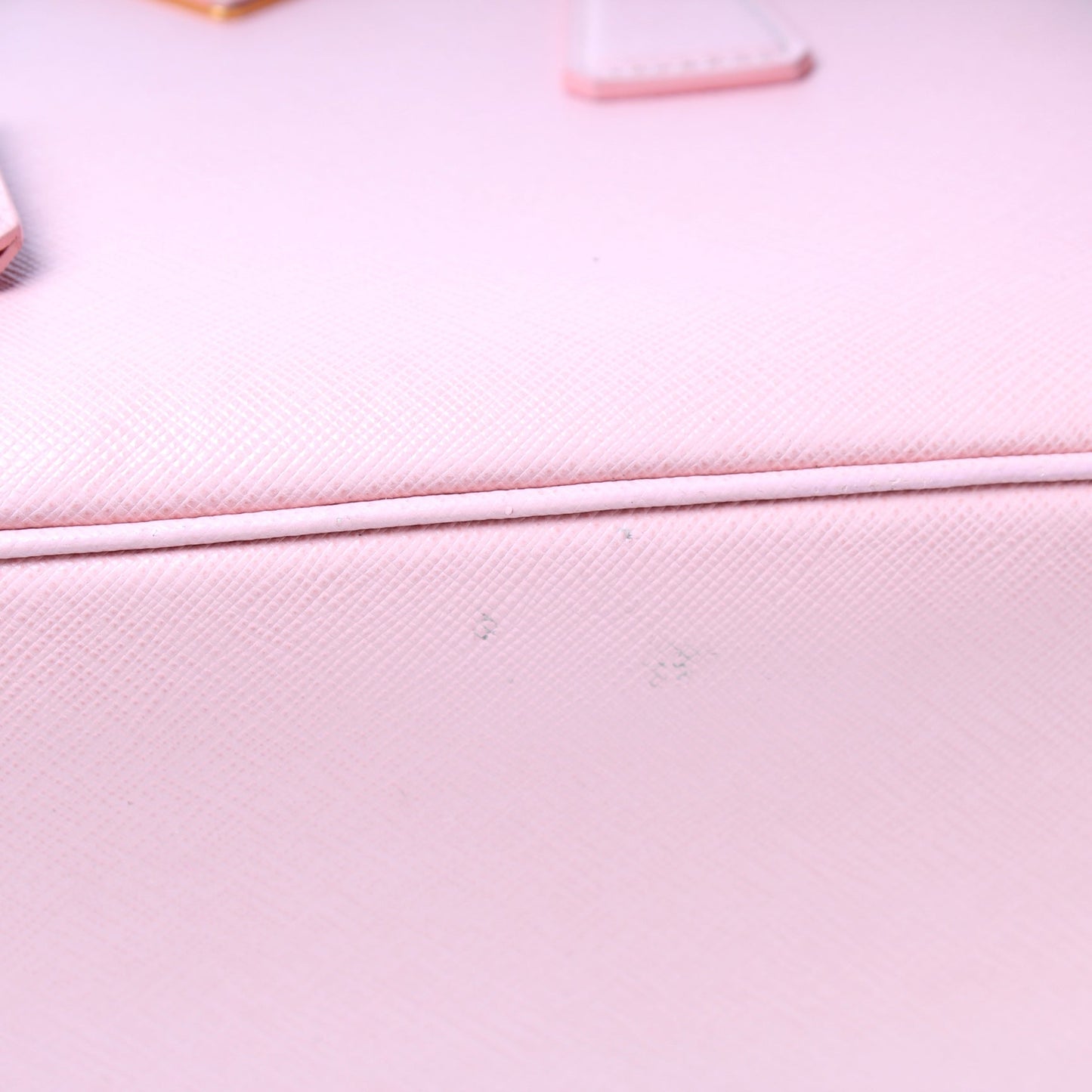 Saffiano Lux Mini Crossbody BN2316