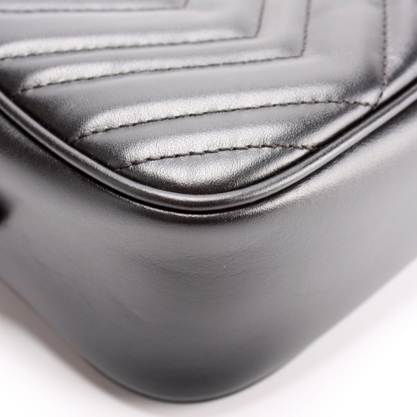447632 Marmont Small Leather Camera Bag