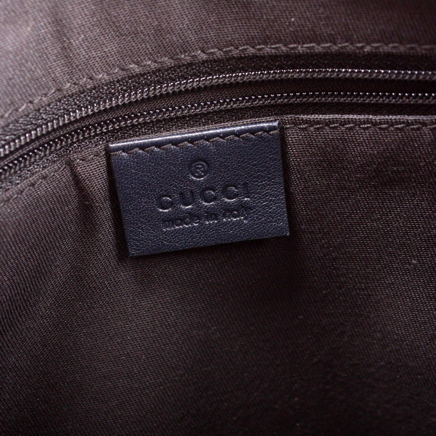 GG Supreme Crossbody 388924