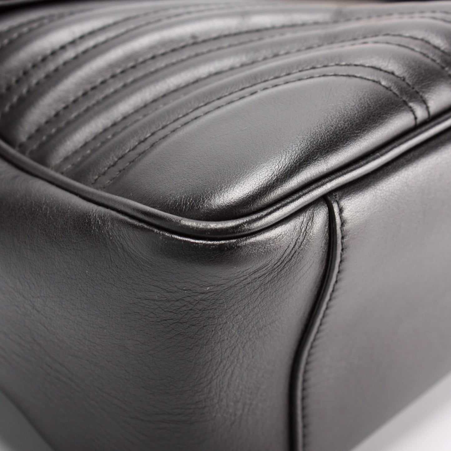 498109 Marmont Top Handle Medium