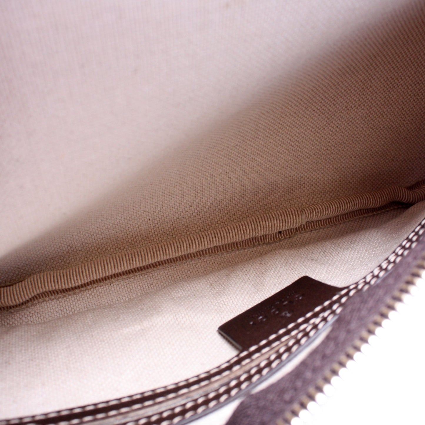 233269 GG Supreme Belt Bag