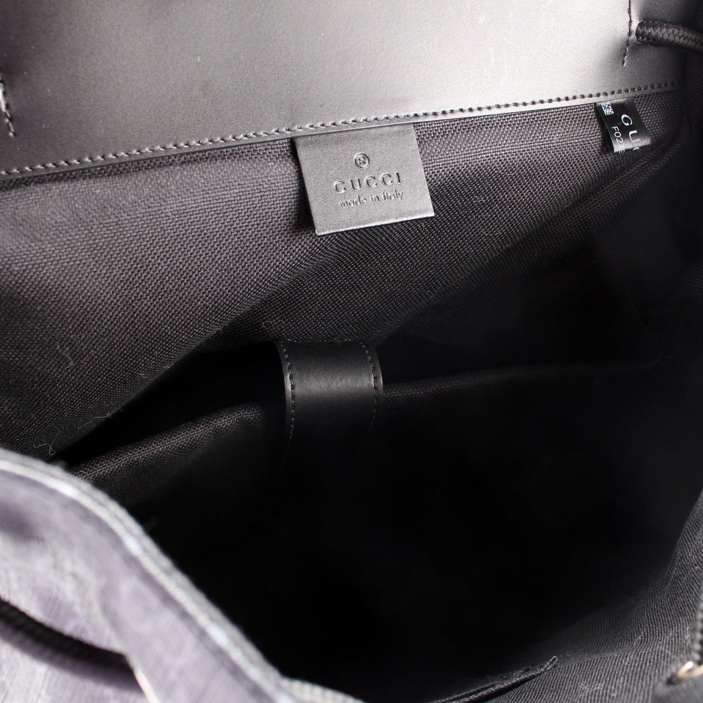 495563 GG Supreme Backpack