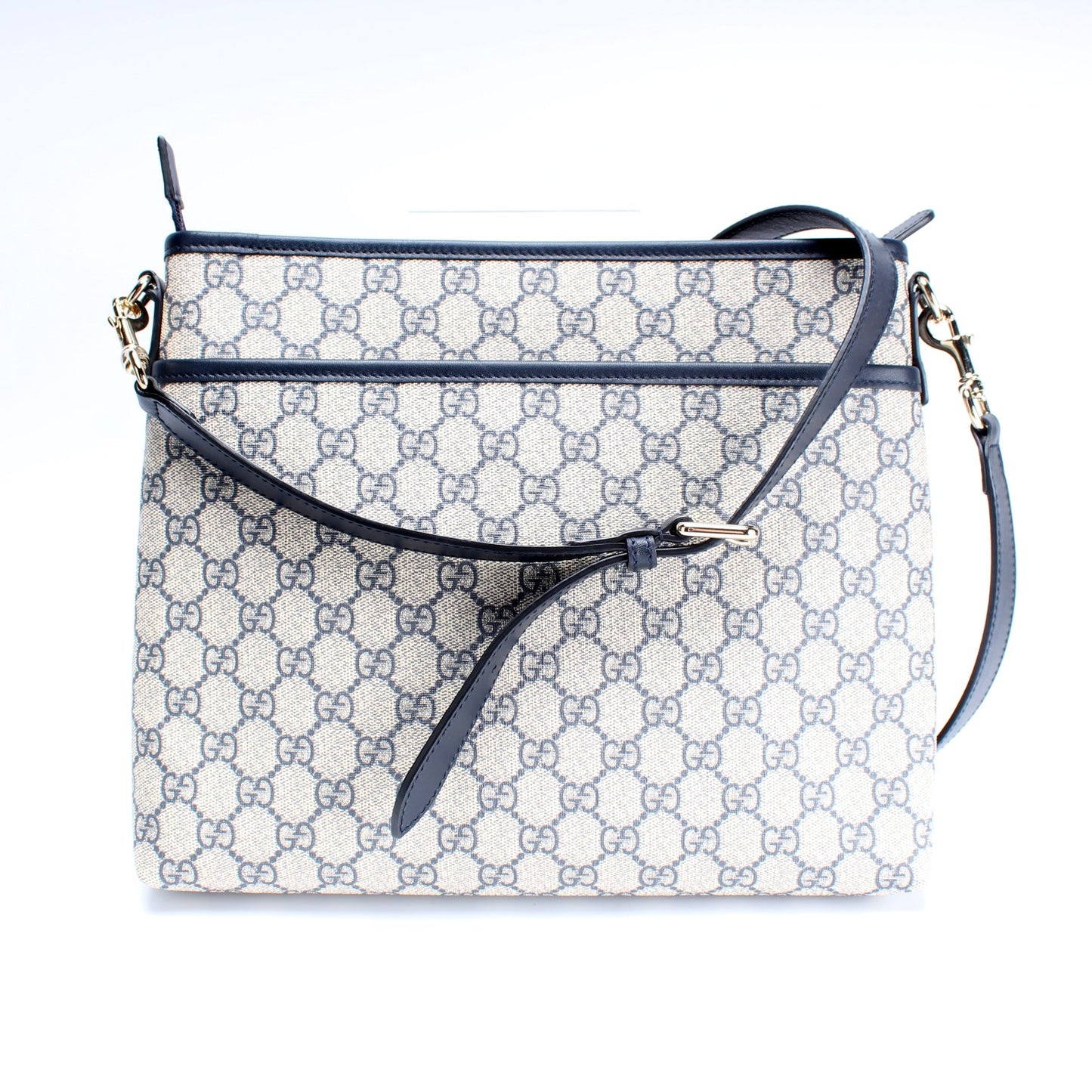 388924 GG Supreme Crossbody
