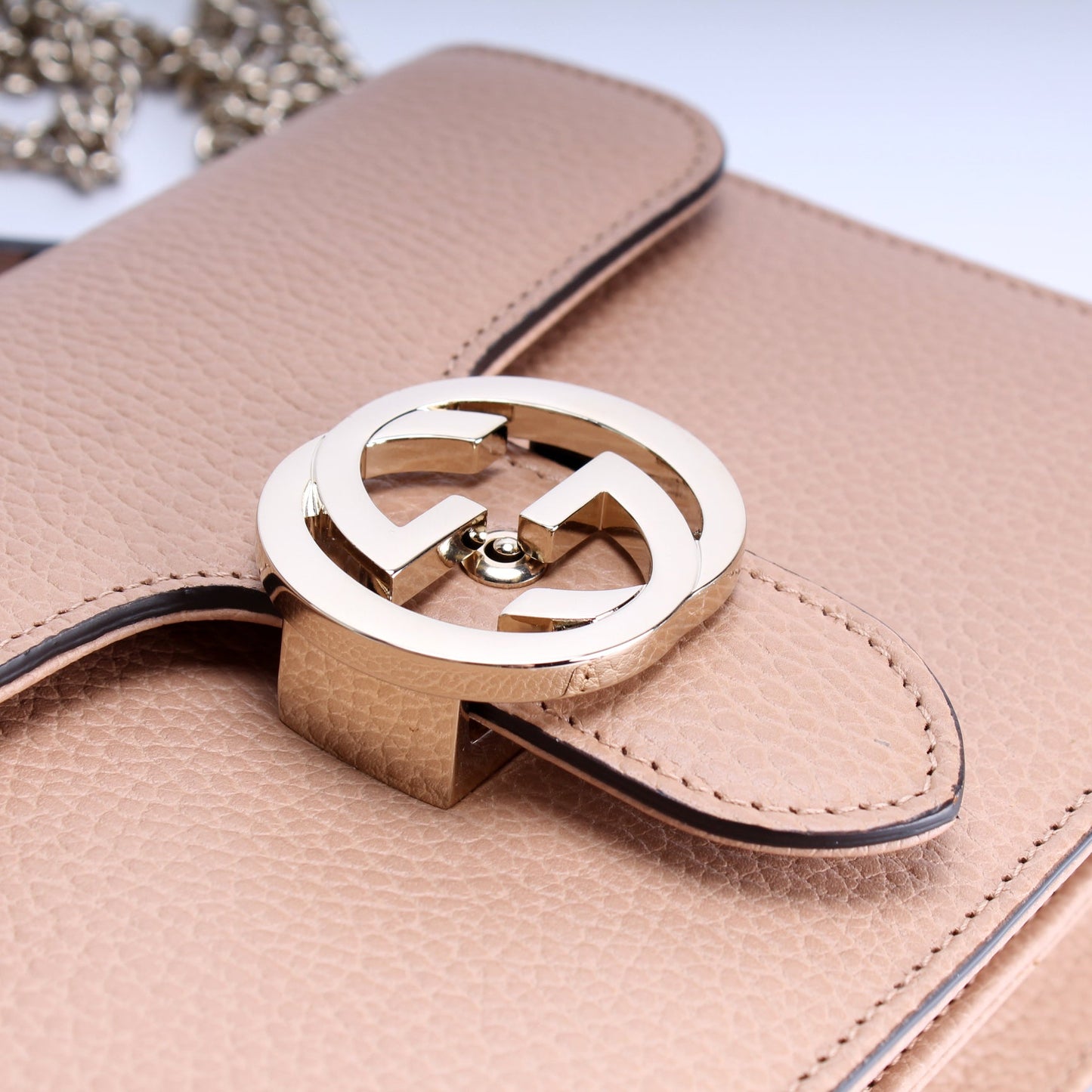 510304 Interlocking Small Crossbody