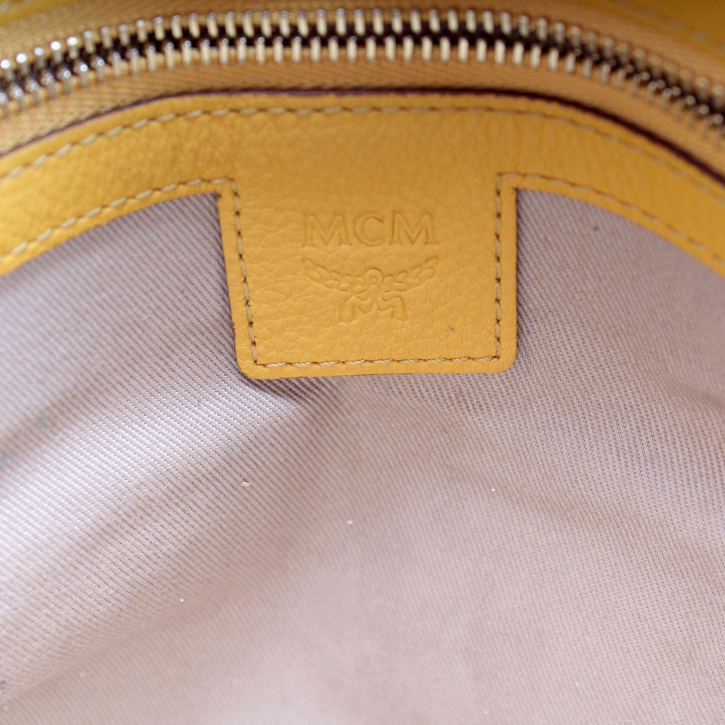 Visetos Pouch Crossbody