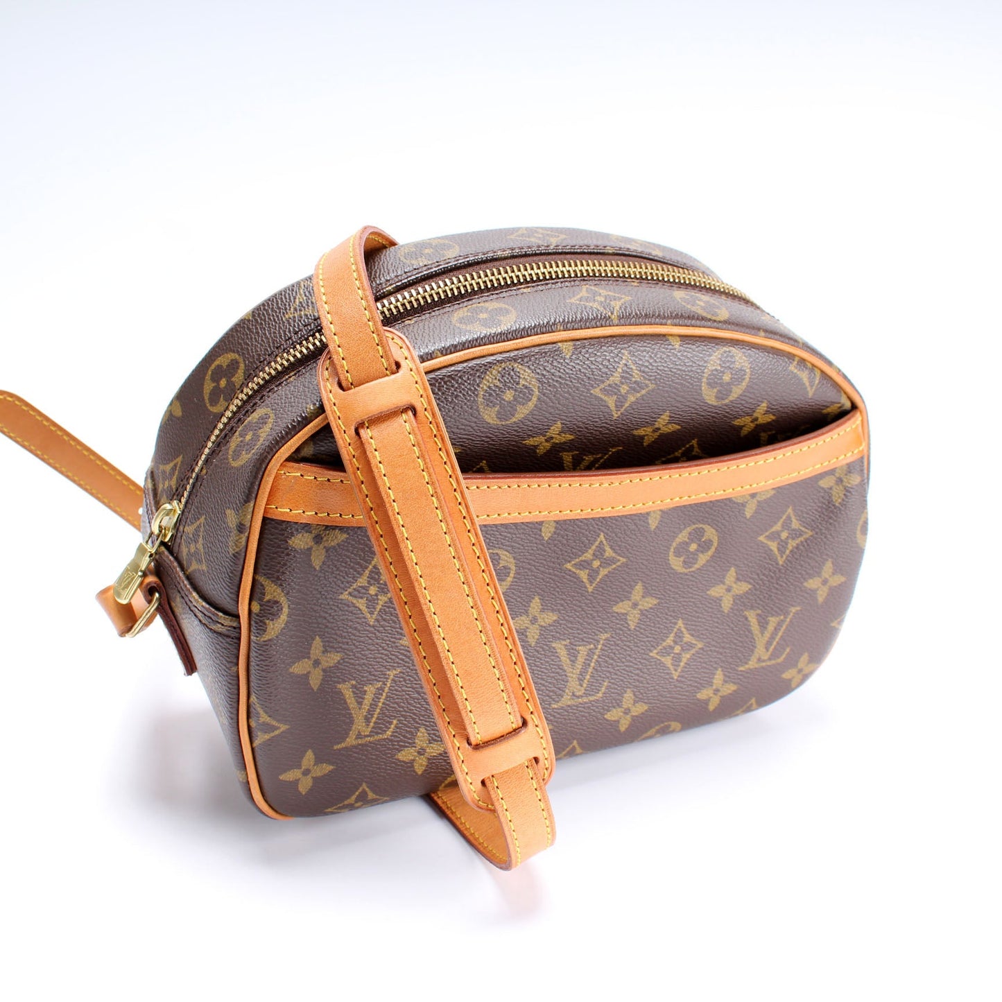 Blois Crossbody Monogram
