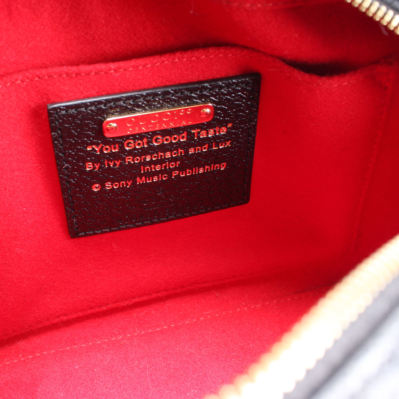 476466 Gucci 100 Messenger Bag