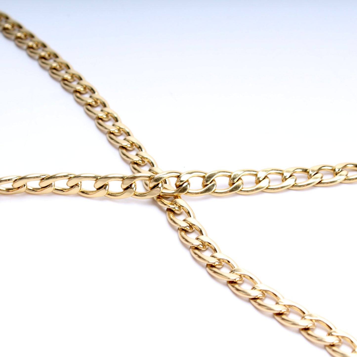 1BP006 Saffiano Lux Chain Wallet