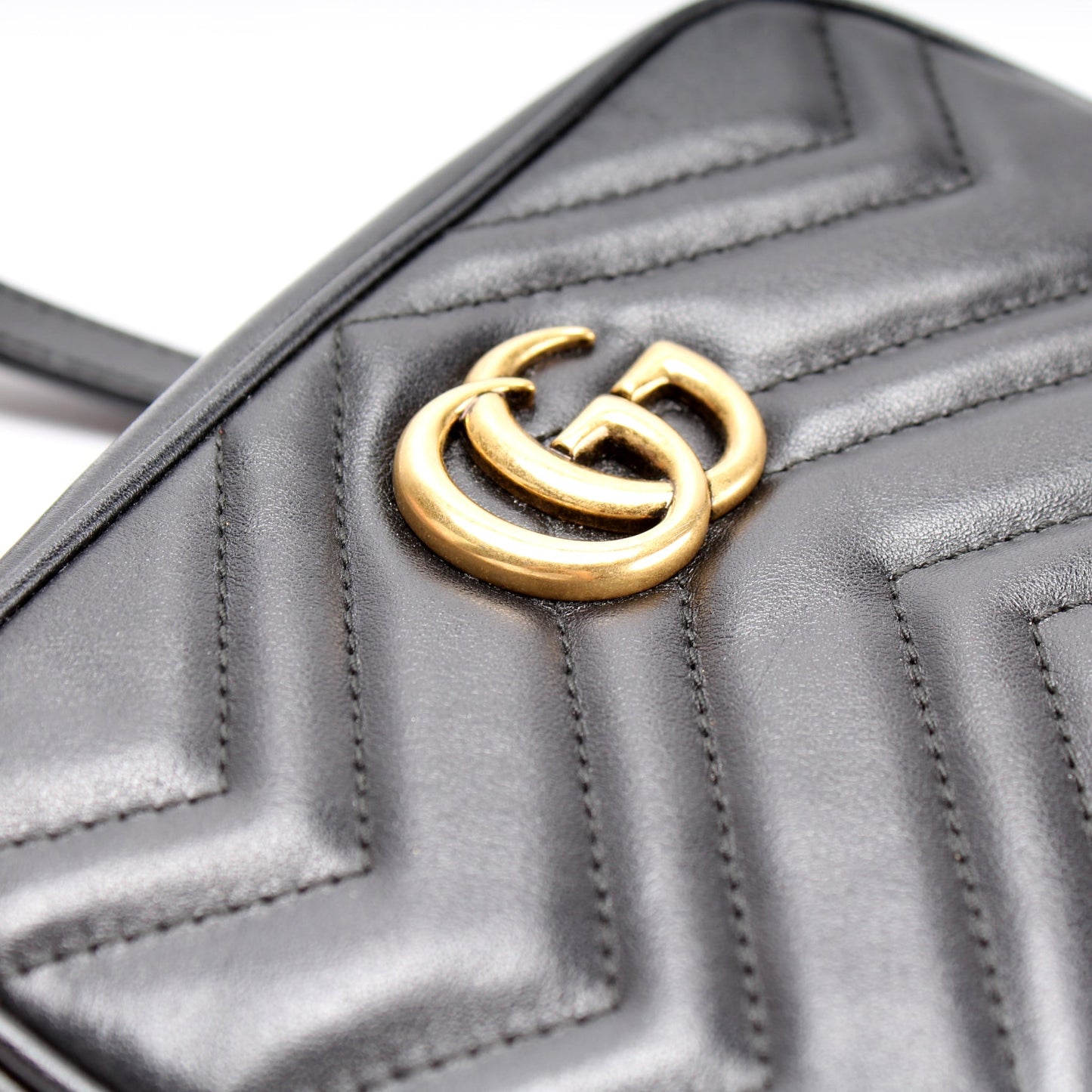 448065 Marmont Mini Camera Bag