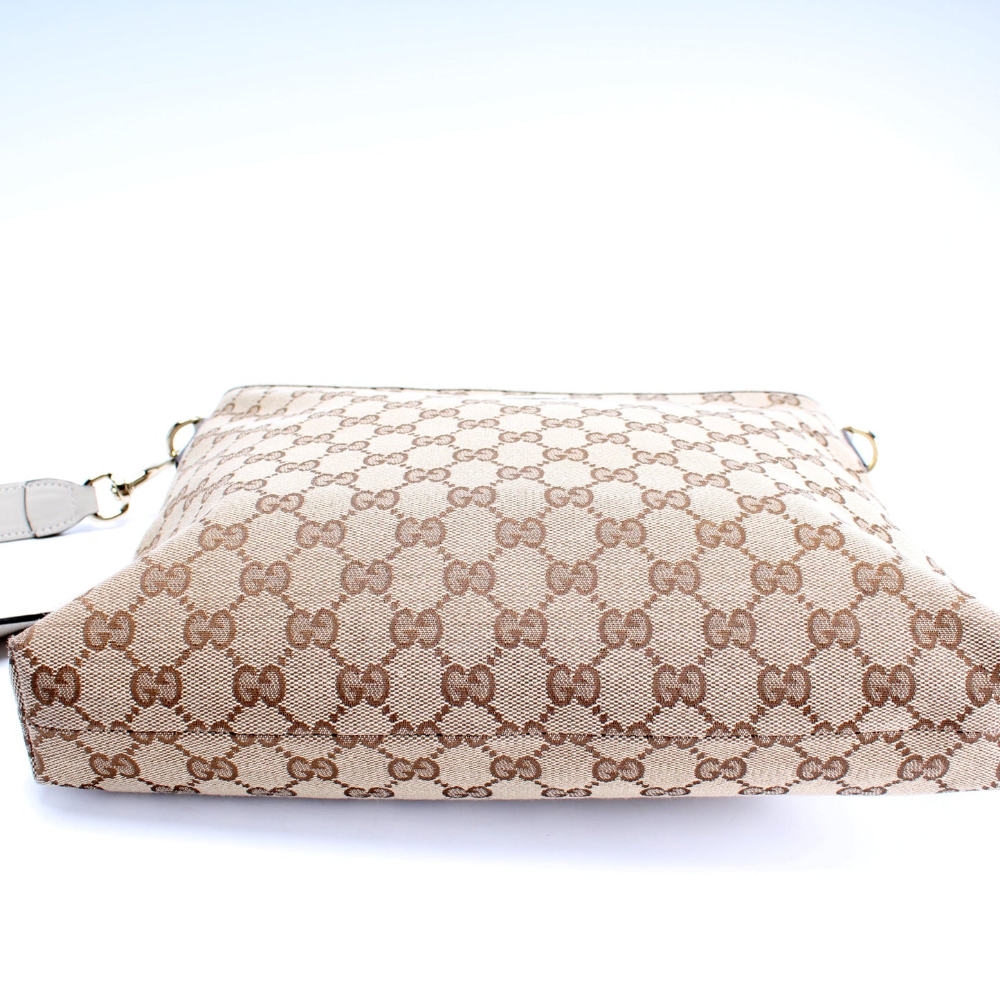 388924 GG Canvas Crossbody