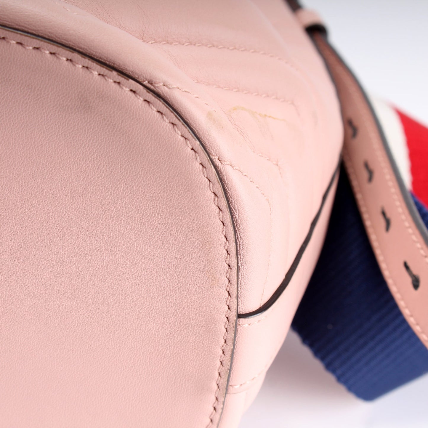 476674 GG Marmont Bucket