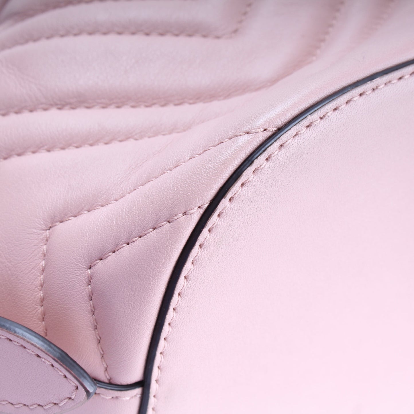 476674 GG Marmont Bucket