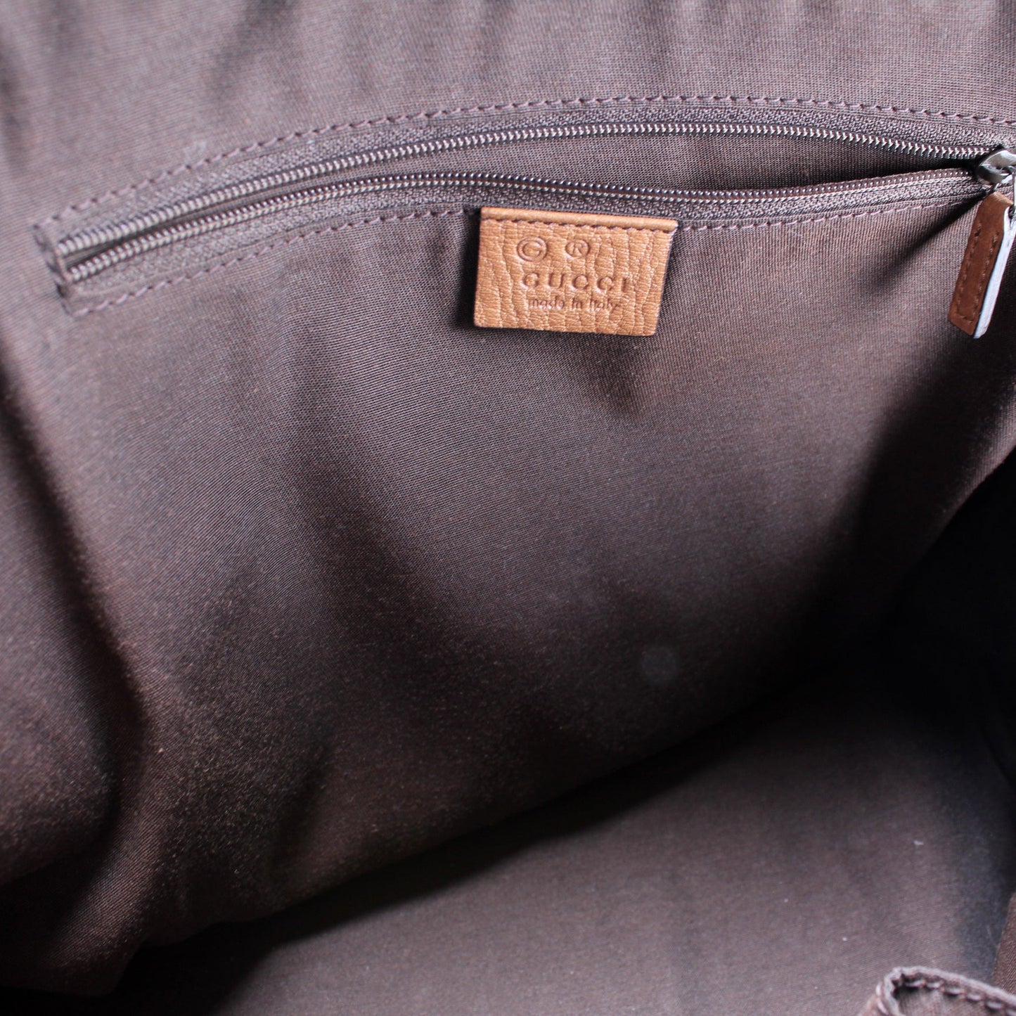 420023 Dome Satchel Medium