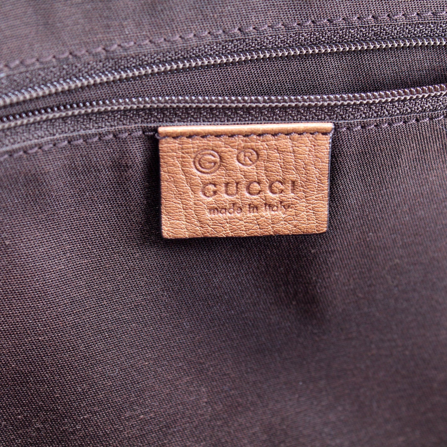 420023 Dome Satchel Medium