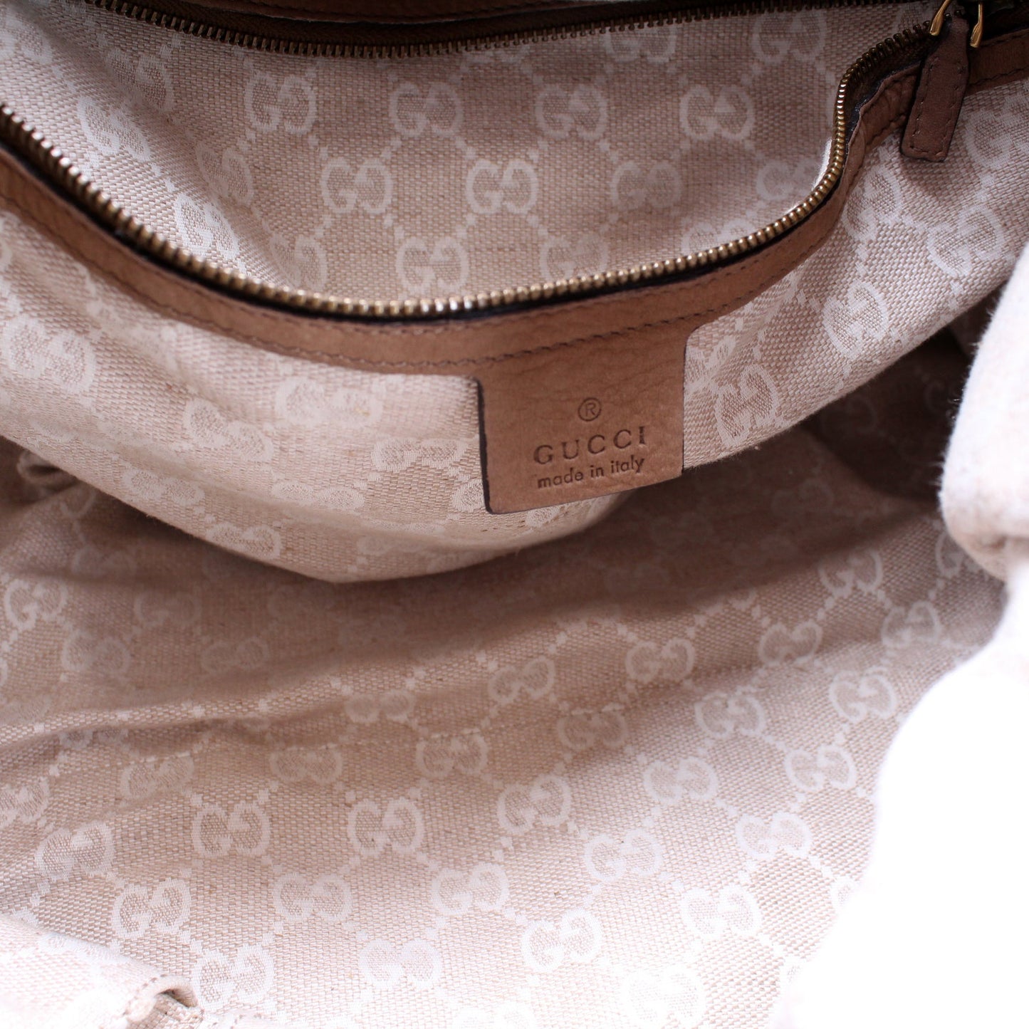 296855 Horsebit Large Hobo Nubuck